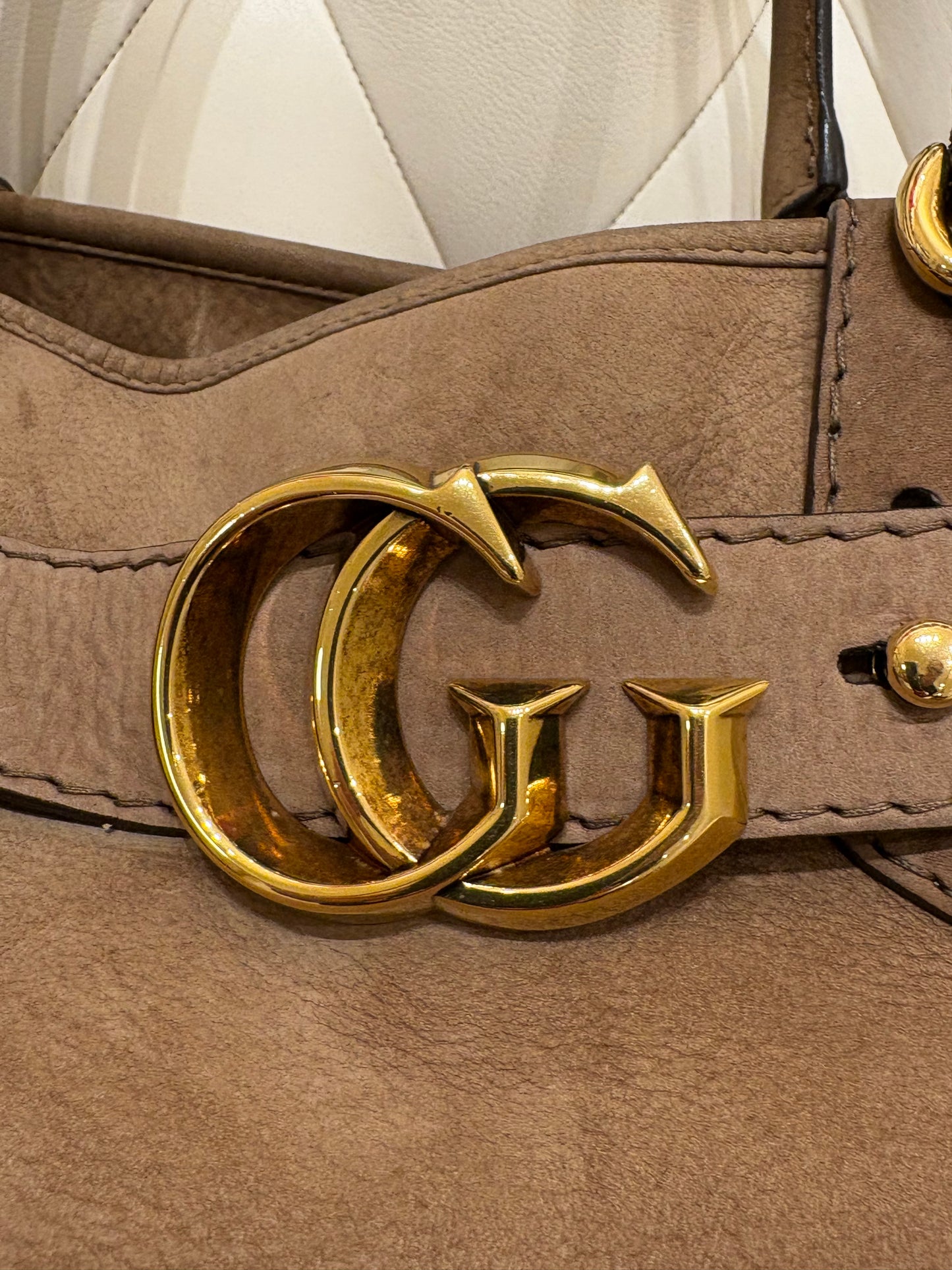 Gucci Running borsa a spalla suede cammello