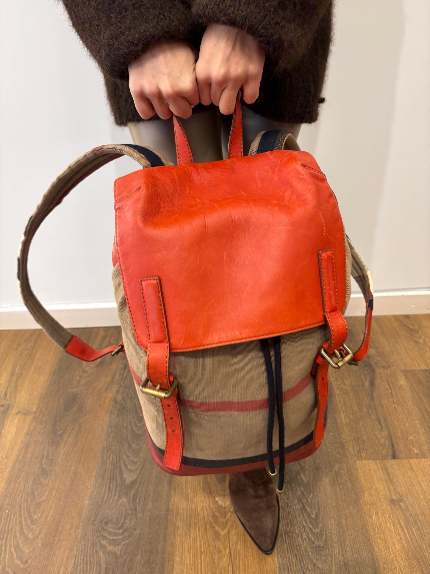 Burberry zaino tela check e pelle rossa