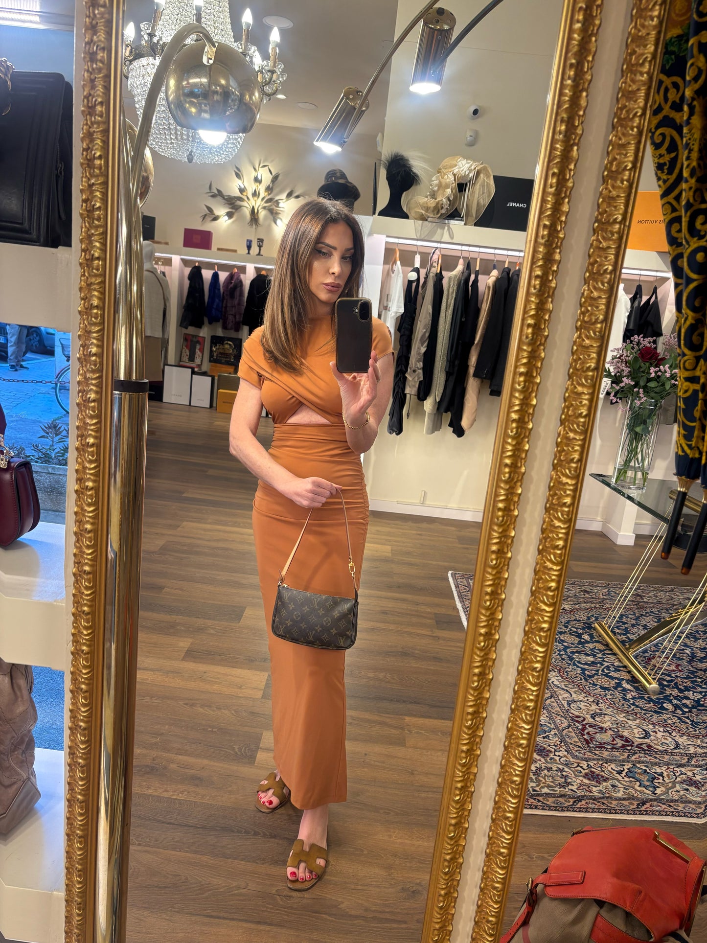 Louis Vuitton Borsa a spalla Pochette Accessoires mini con monogramma