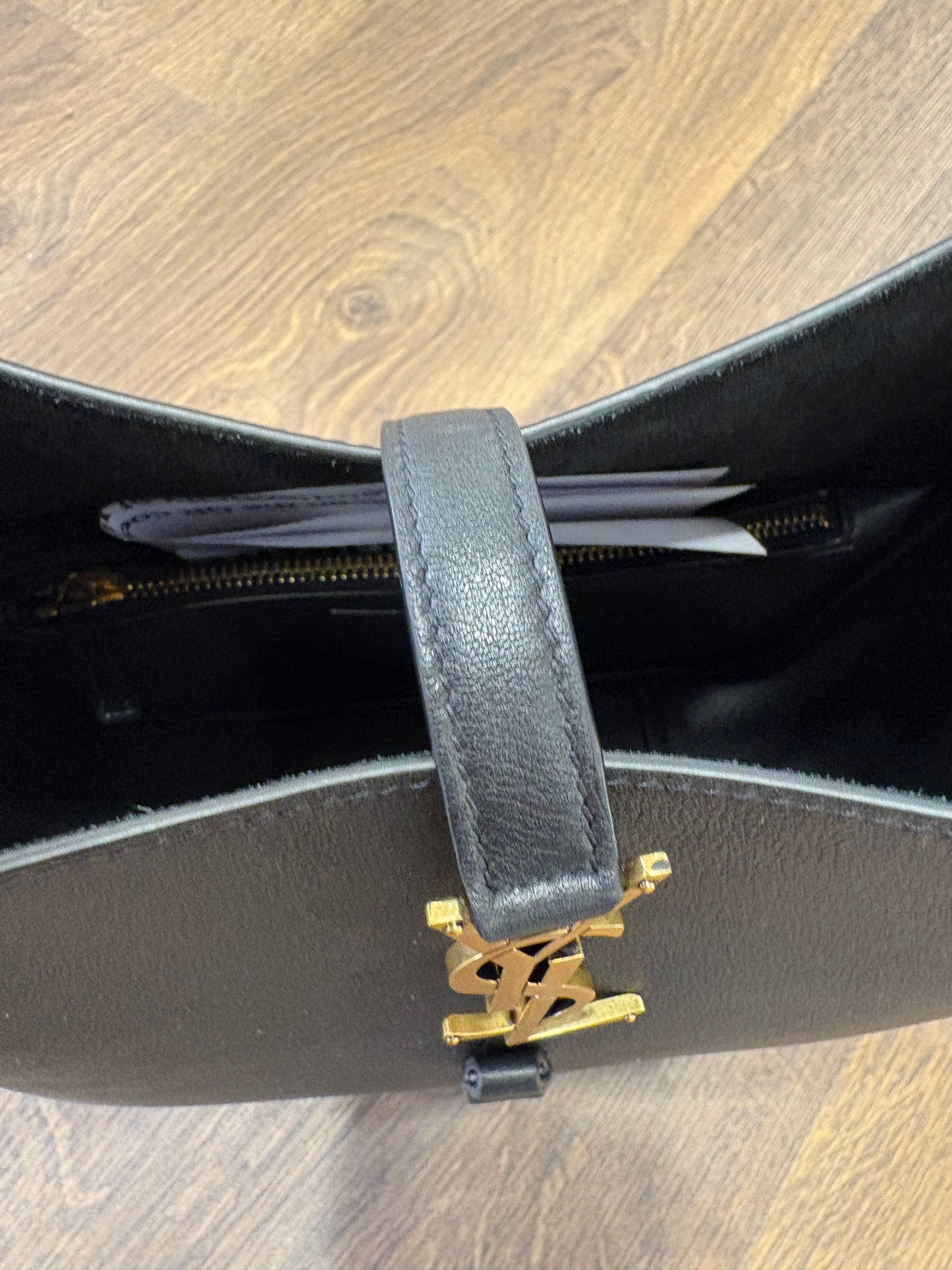 Ysl Le 5à7 pelle nera nuova