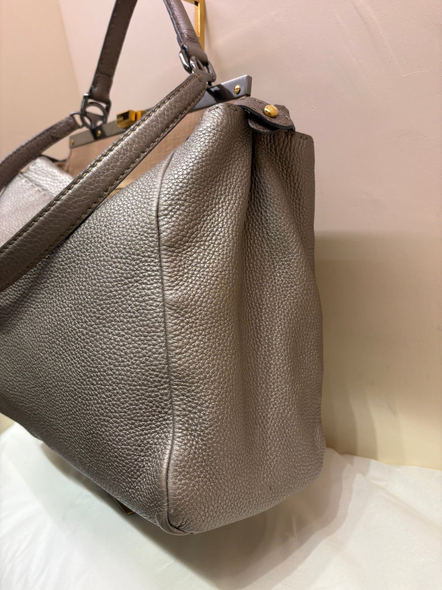 Fendi Peekaboo Selleria grigio / tortora