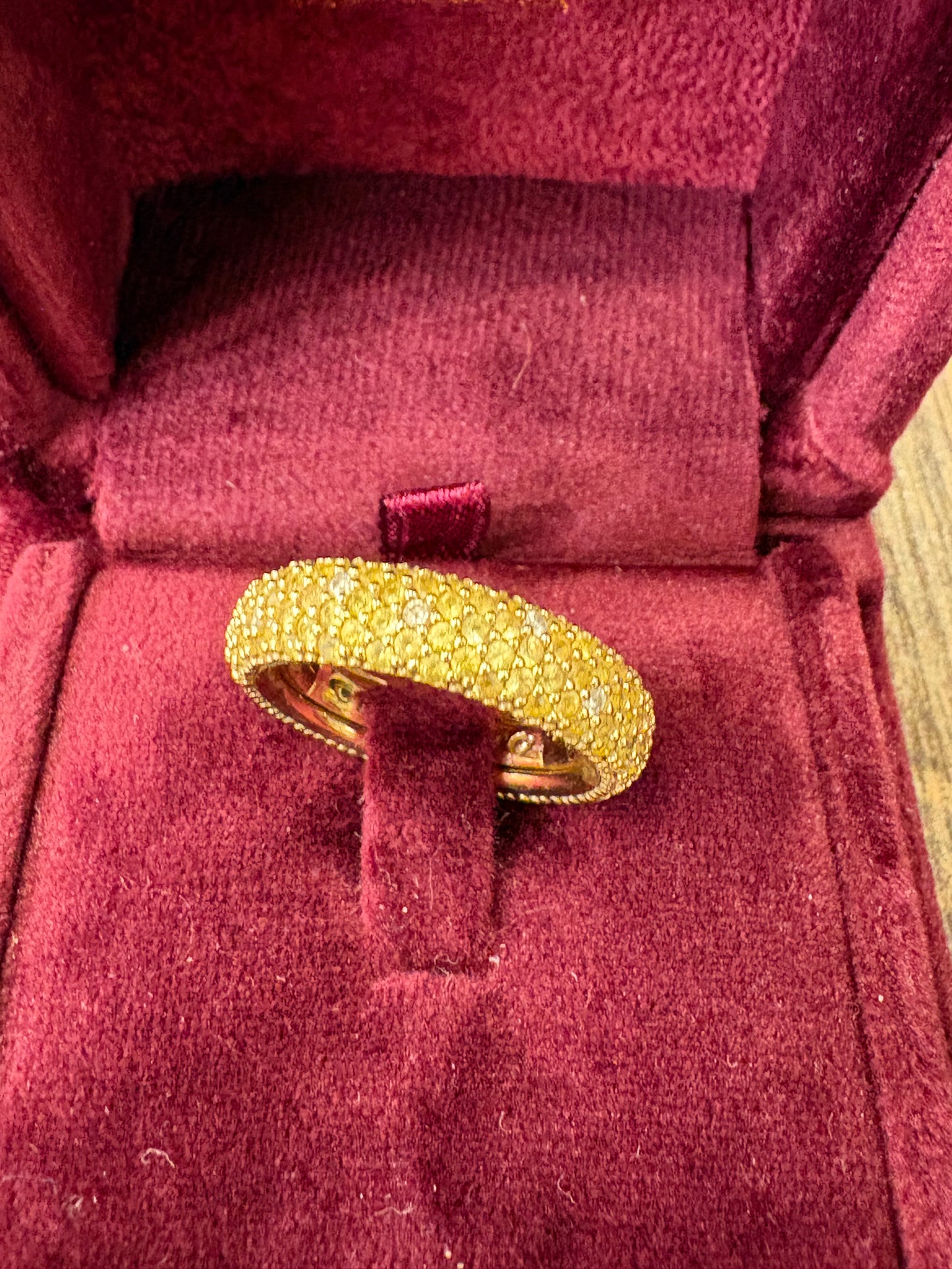 Anello Chimento Forever Star in Oro Giallo con Zaffiri Gialli e Diamanti