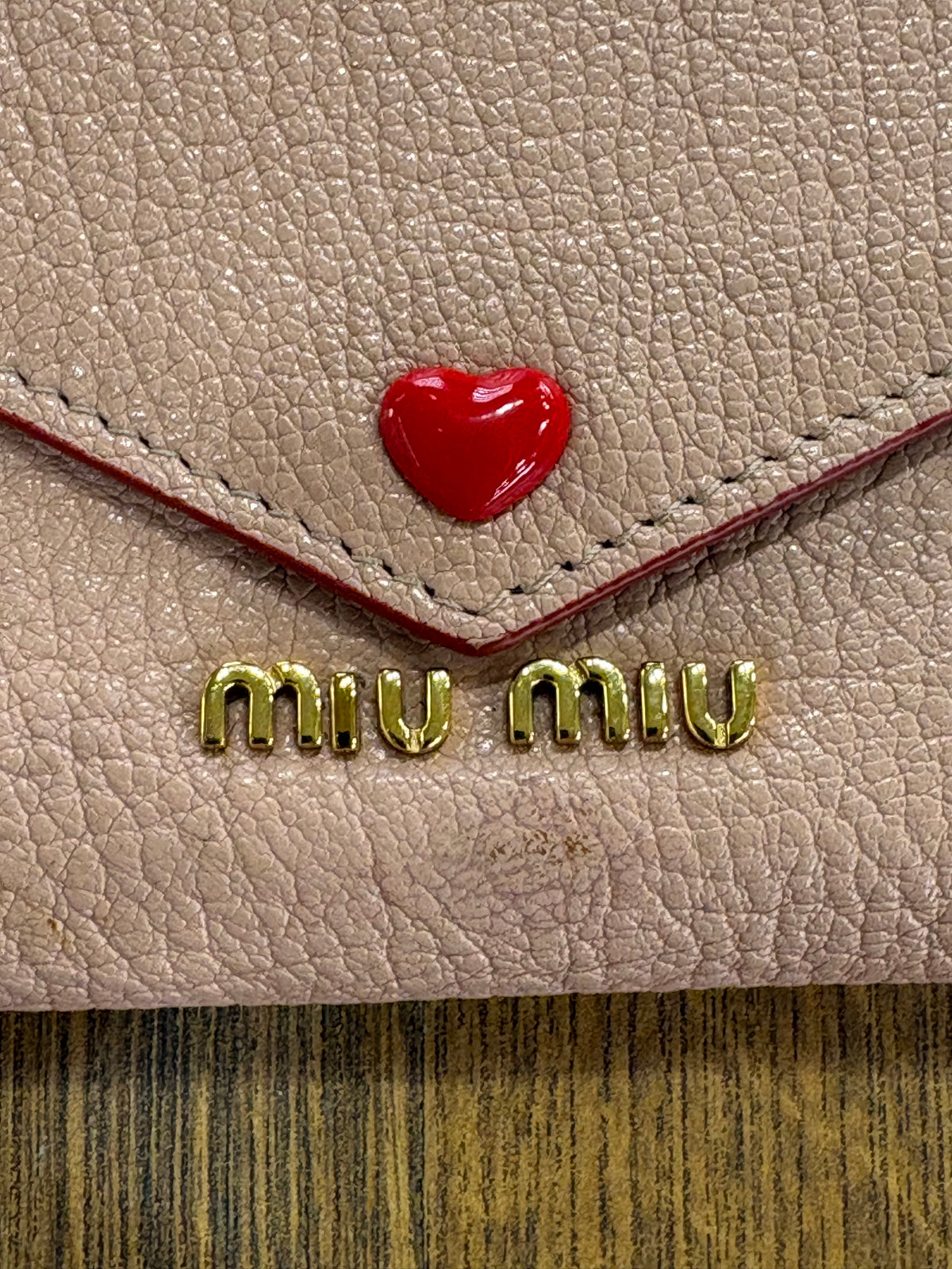 Miu Miu portafoglio in pelle rosa