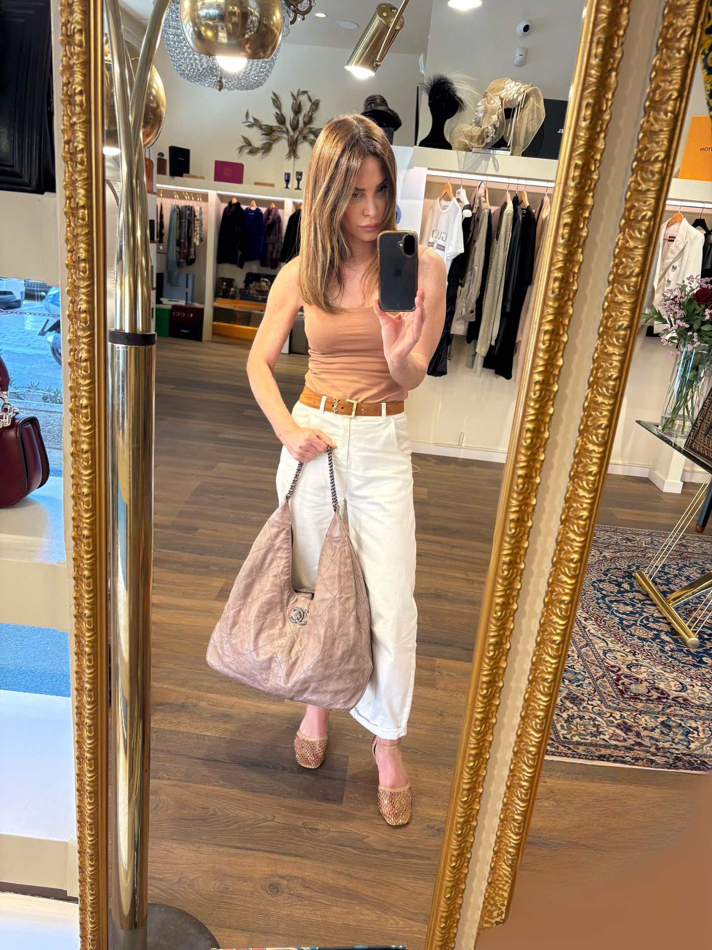 Chanel  Coco Supple Hobo in pelle di vitello invecchiata trapuntata
