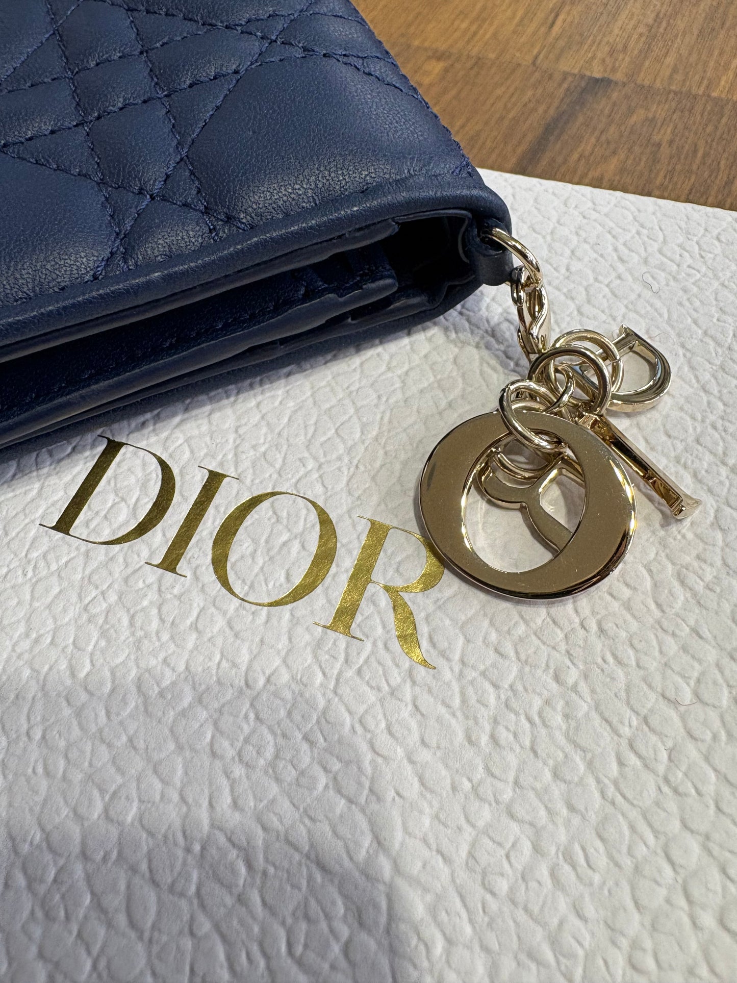 Dior portafoglio mini Gardenia  Lady in pelle di agnello cannage azzurro nuovo