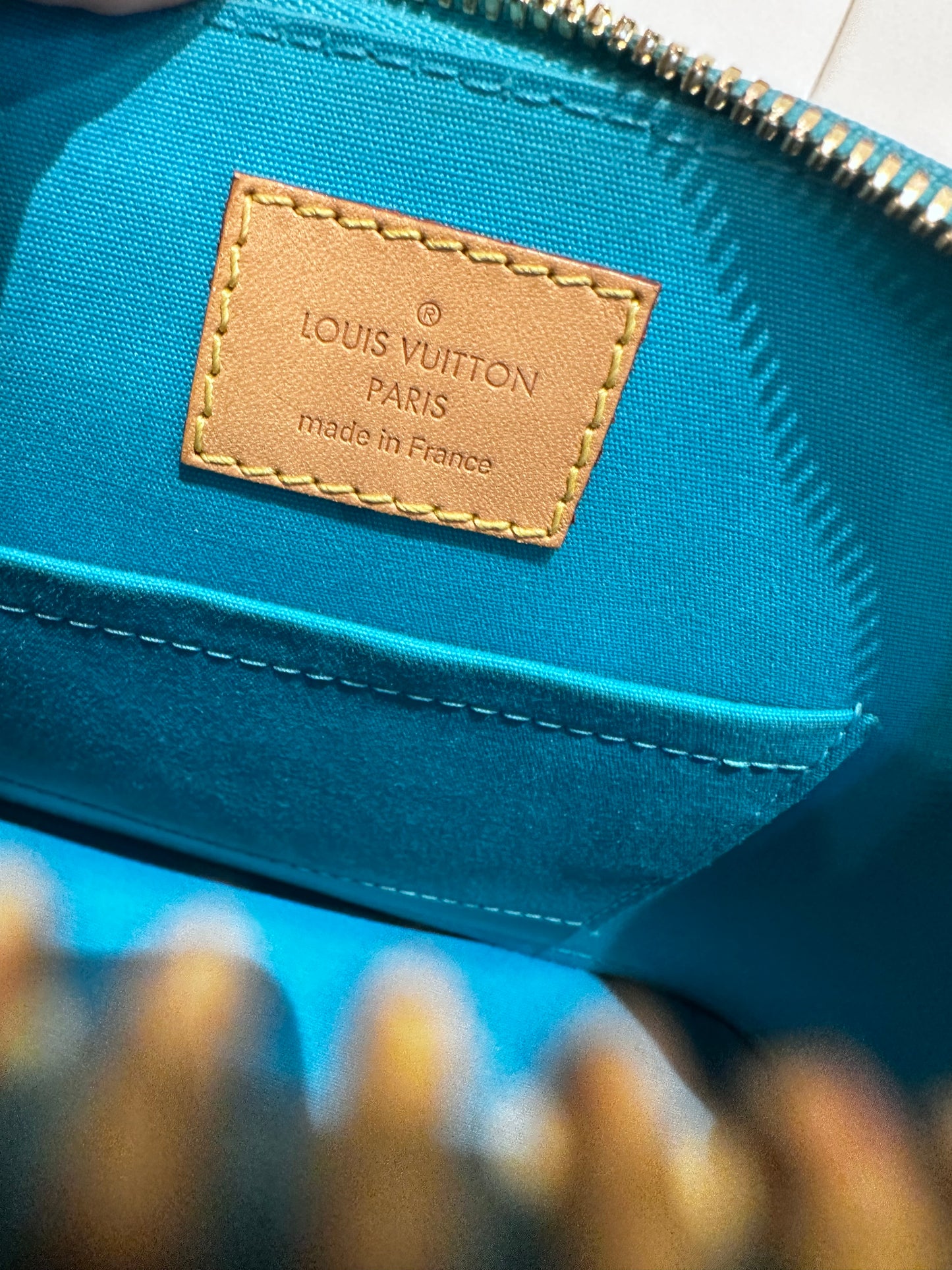 Louis Vuitton Alma BB in vernis blue lagoon