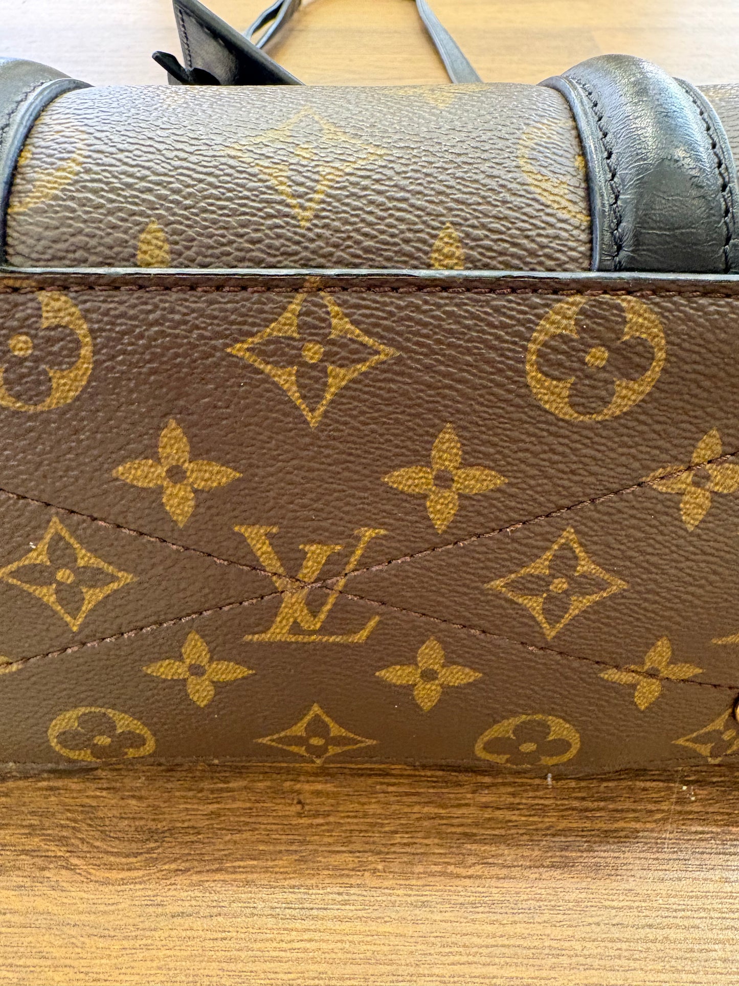 Borsa a Mano Louis Vuitton Soufflot BB Monogram Noir