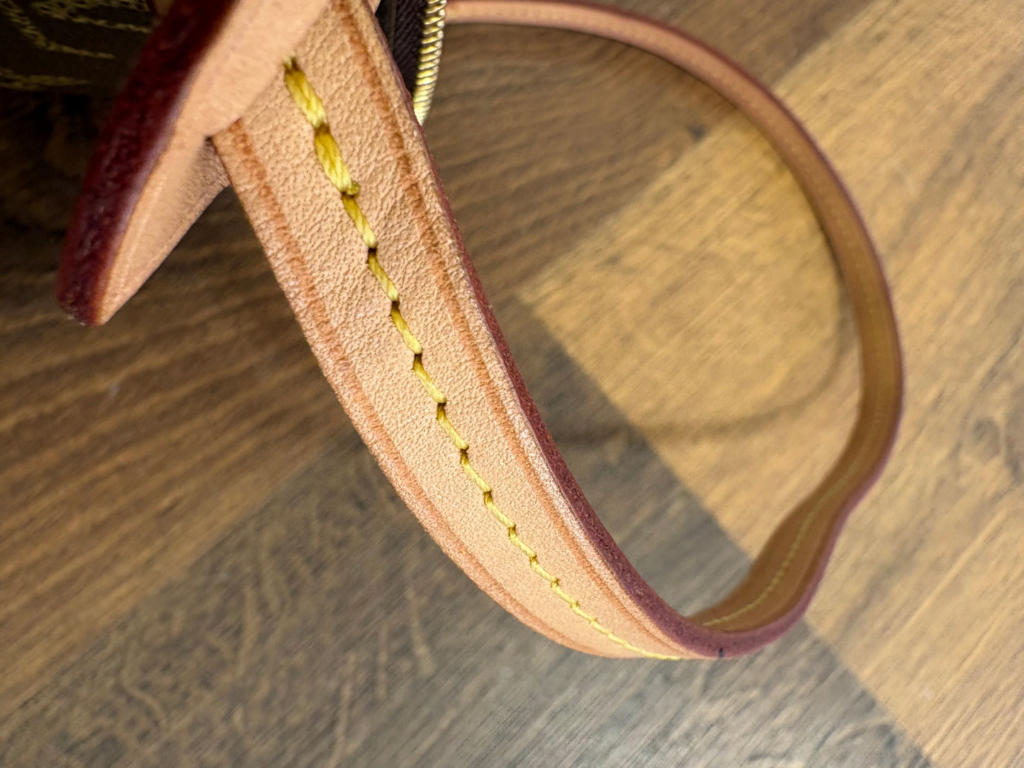 Louis Vuitton Borsa a spalla Pochette Accessoires mini con monogramma