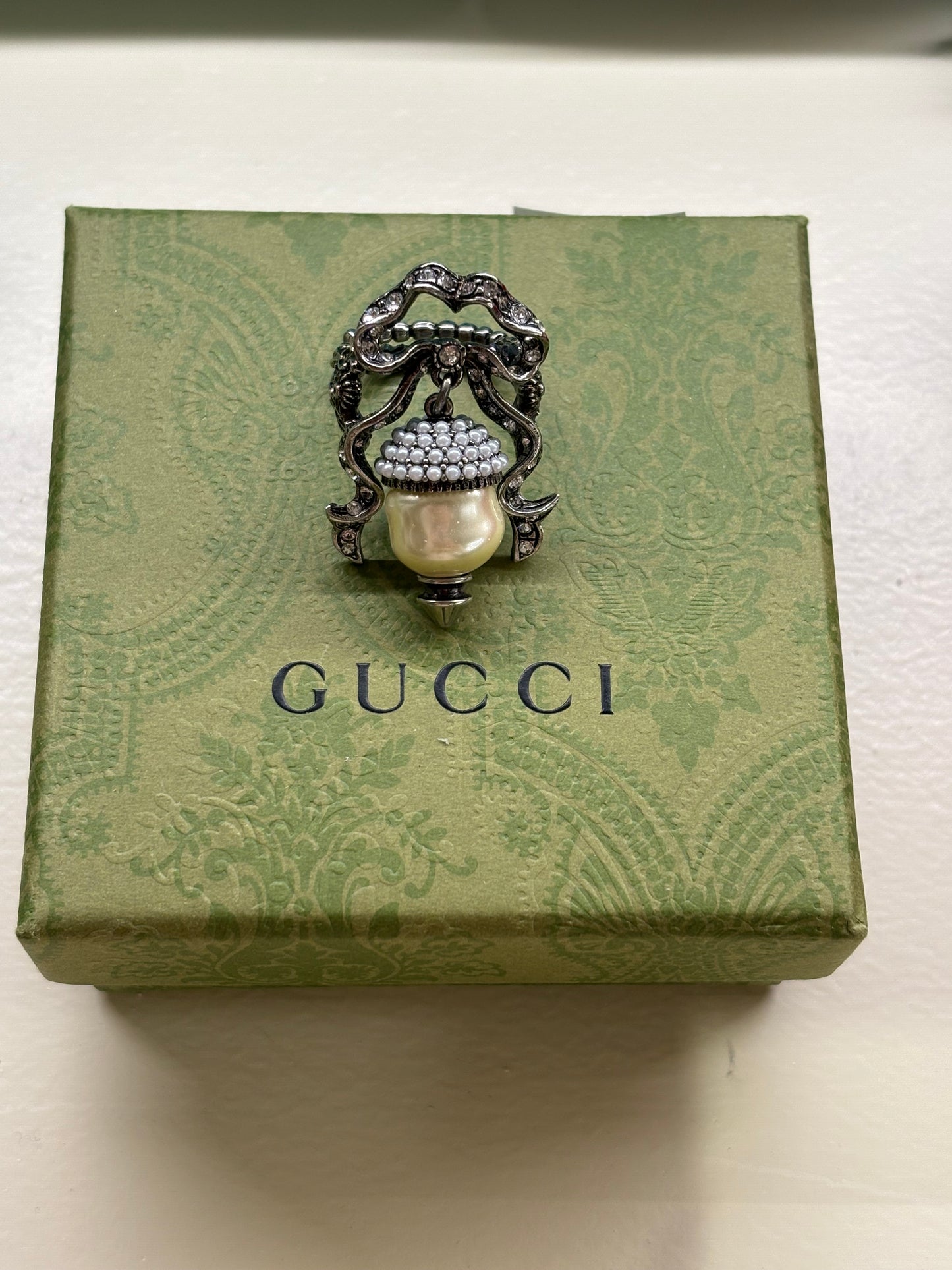 Gucci anello perla e perline