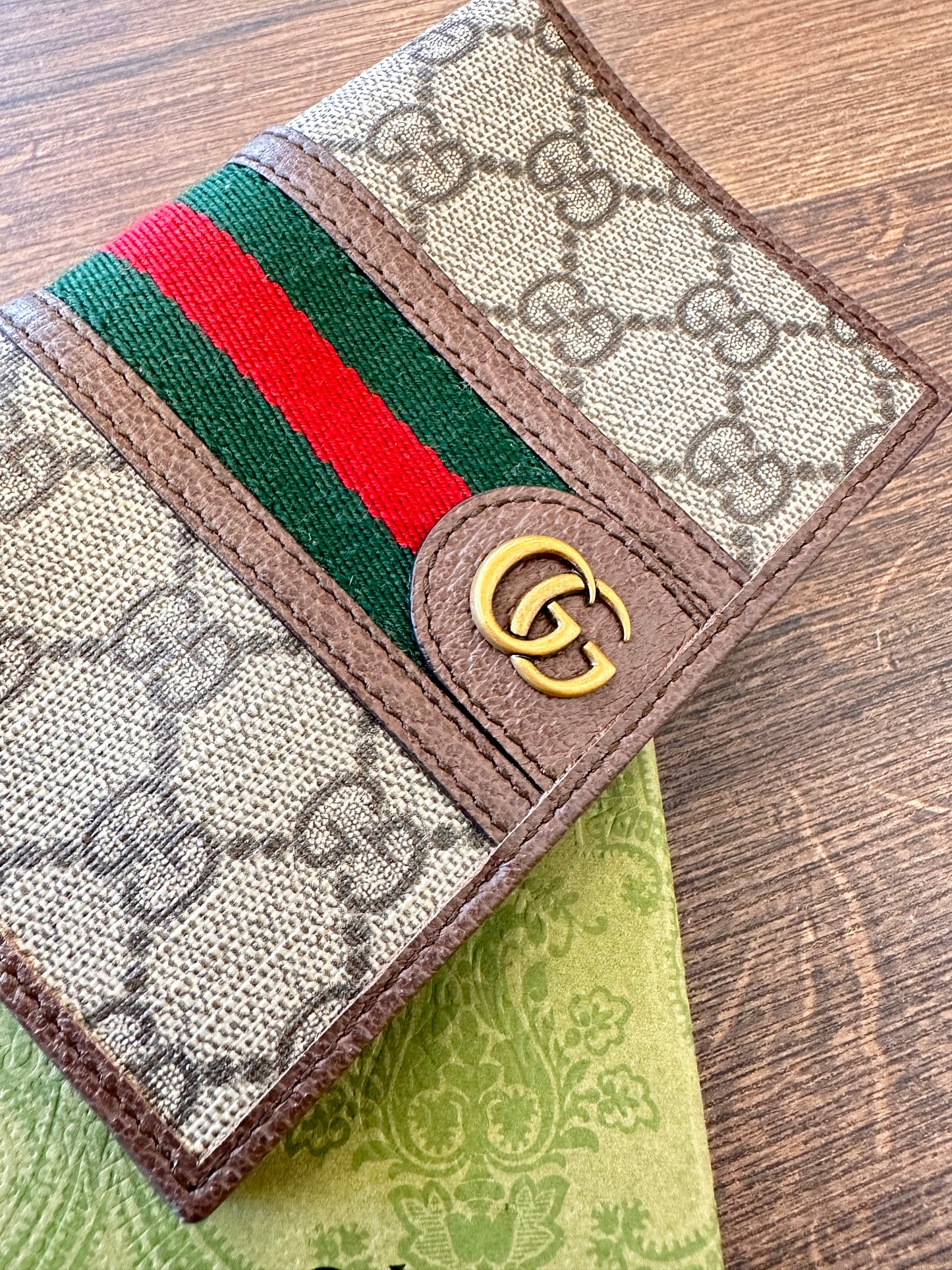 Gucci porta passaporto Ophidia