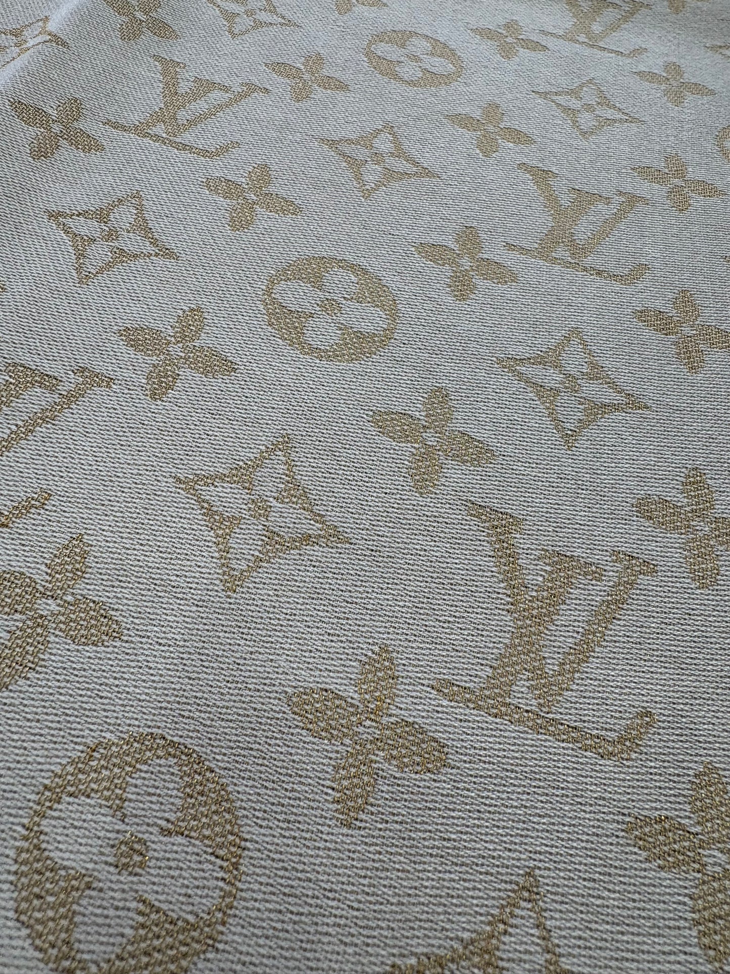 Louis Vuitton scialle Shine avorio / beige metallizzato