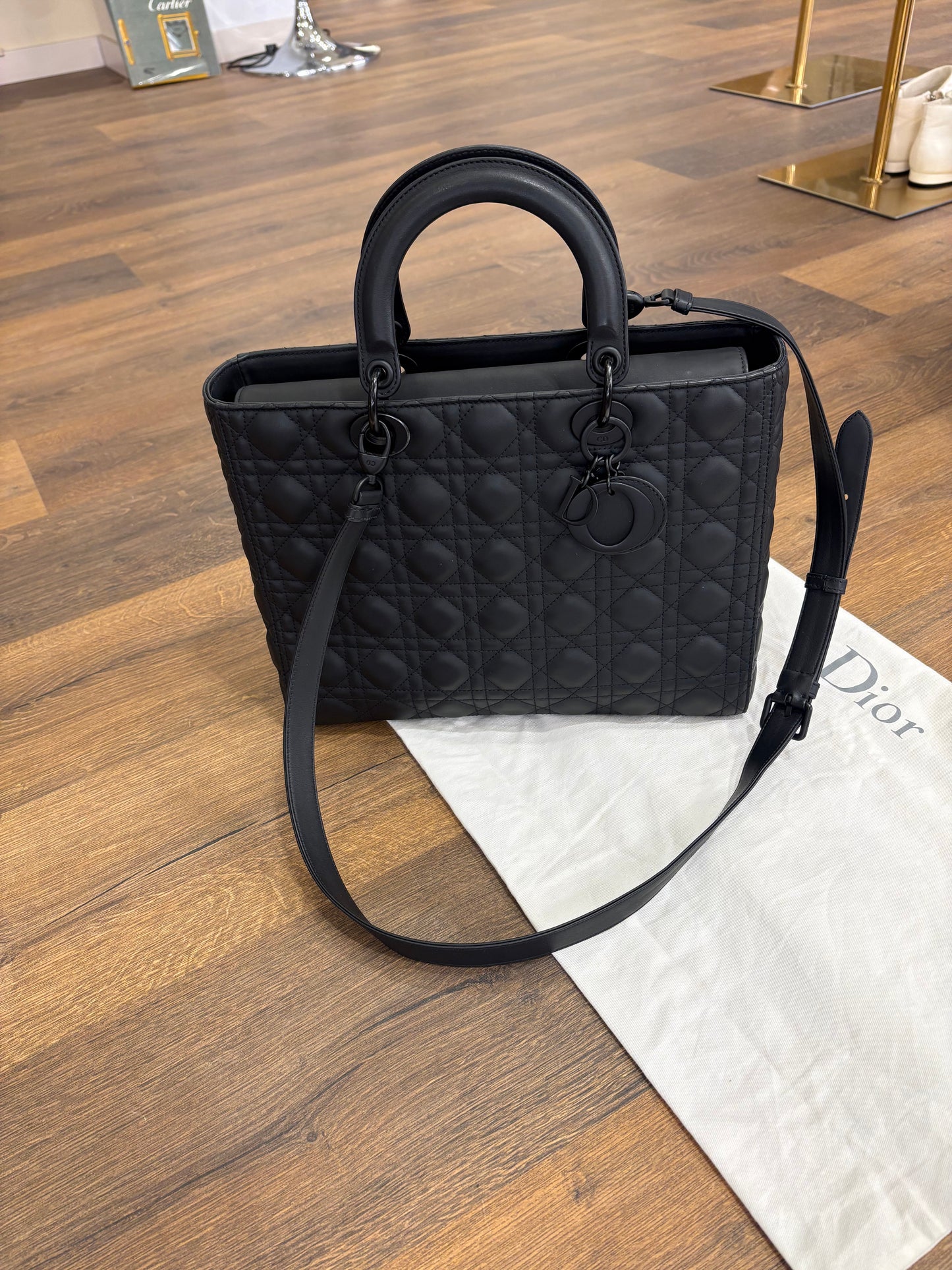Lady Dior large in pelle ultra opaca cannage nero