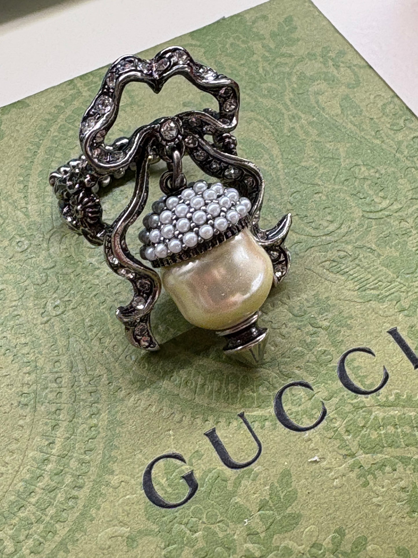 Gucci anello perla e perline