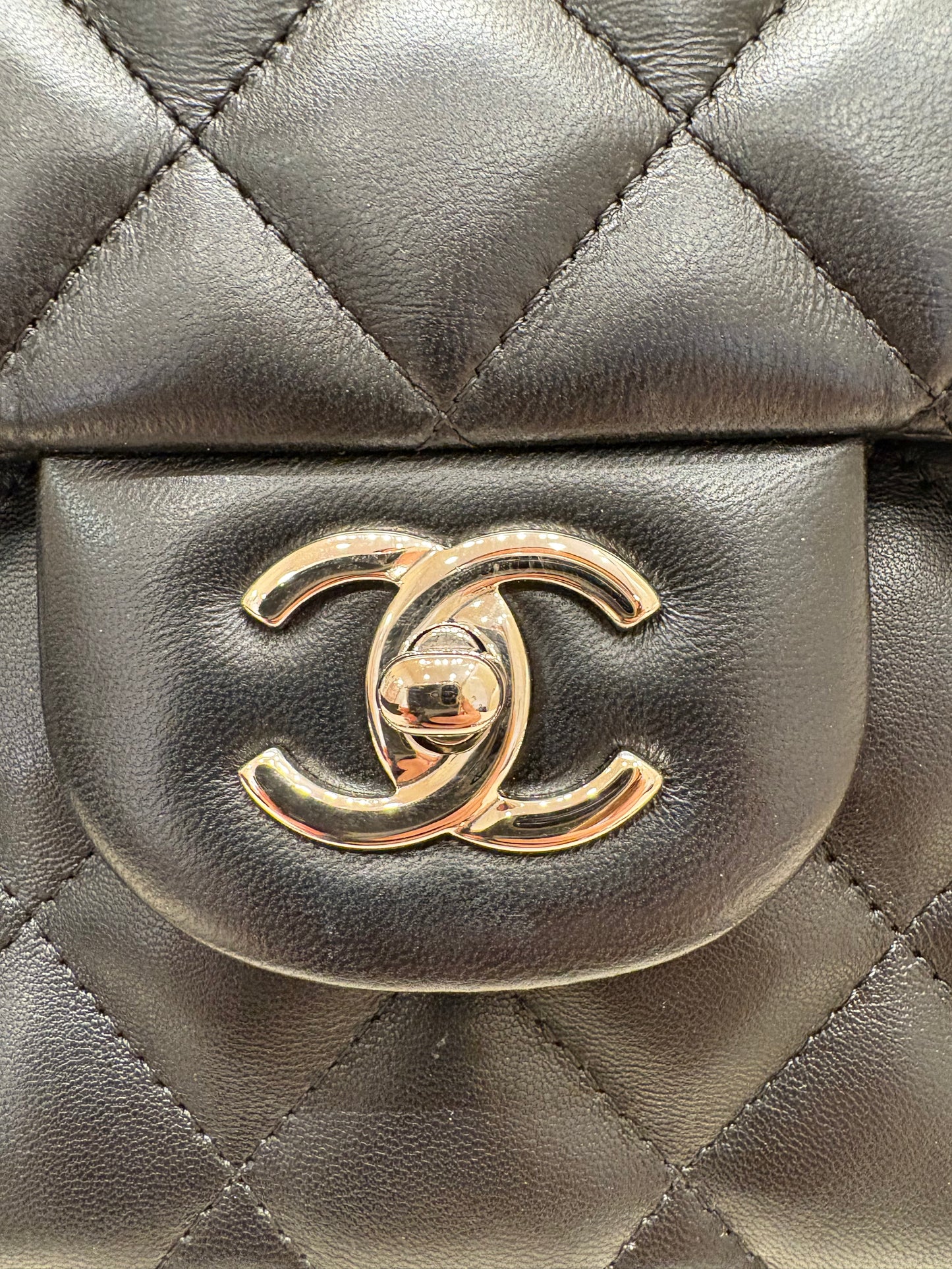Chanel  Timeless Classic Jumbo lambskin black  hw silver