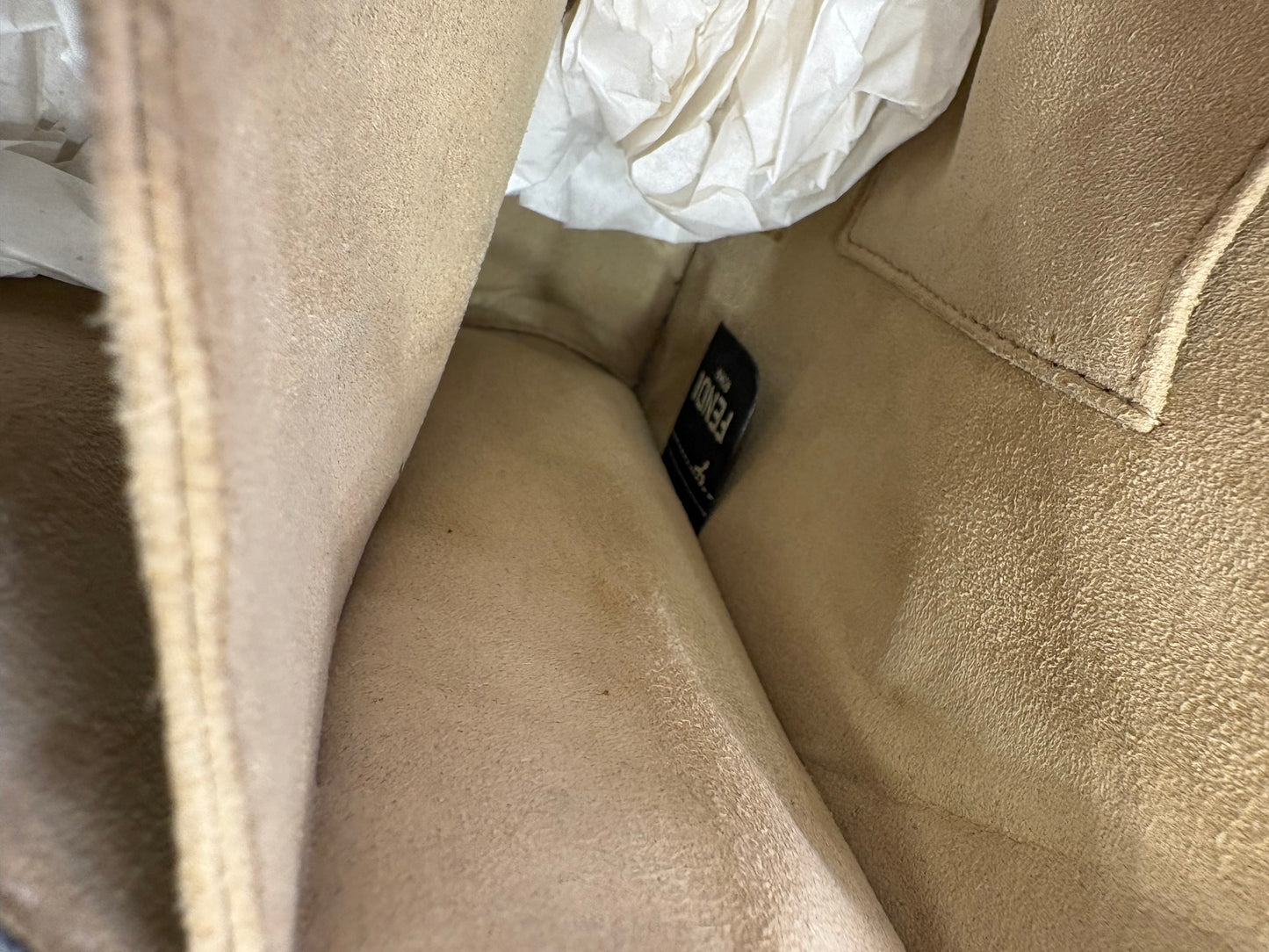 Fendi Kan U Medium in Vitello Liberty Bi-Color con Patta Goffrata FF