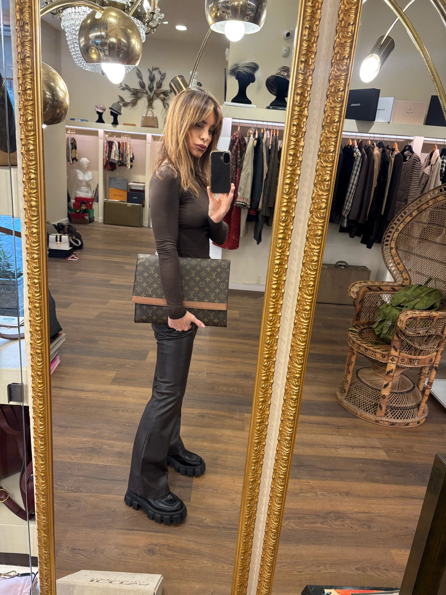 Louis Vuitton pochette Porta Envelople Clutch