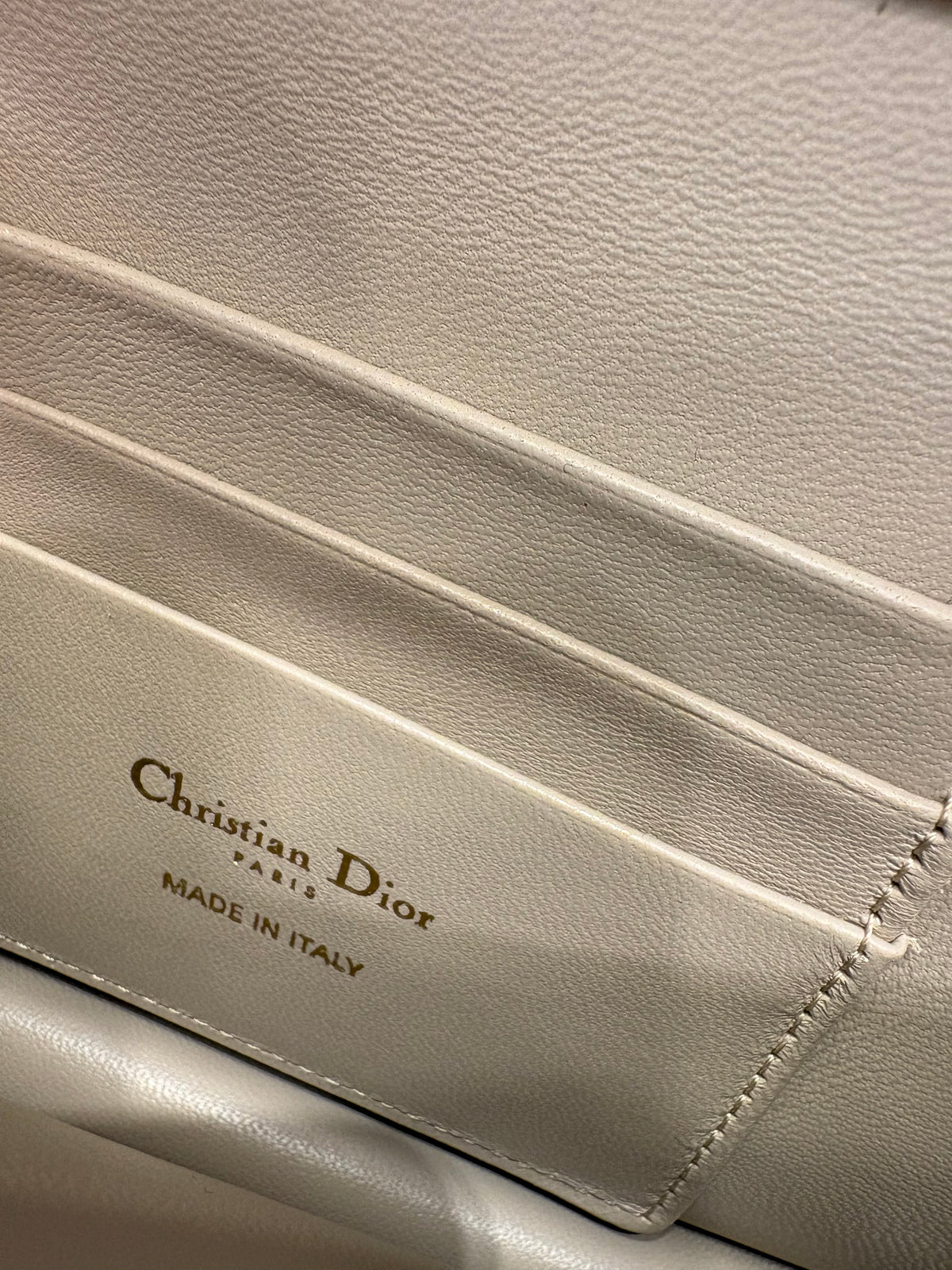 Dior mini borsa My Dior in pelle di agnello Cannage beige. Nuovo
