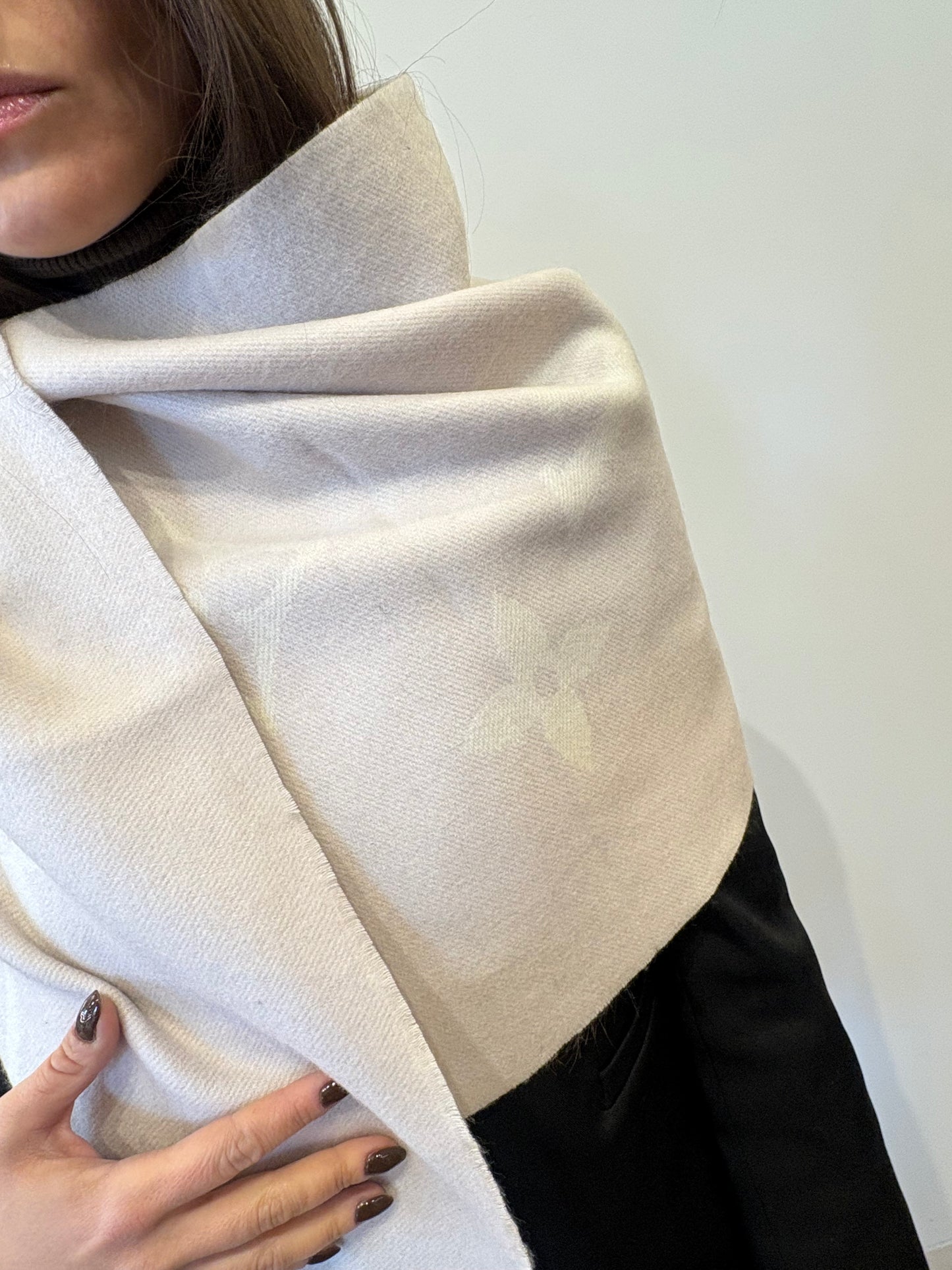 Louis Vuitton sciarpa Reykjavik in puro cashmere nuova