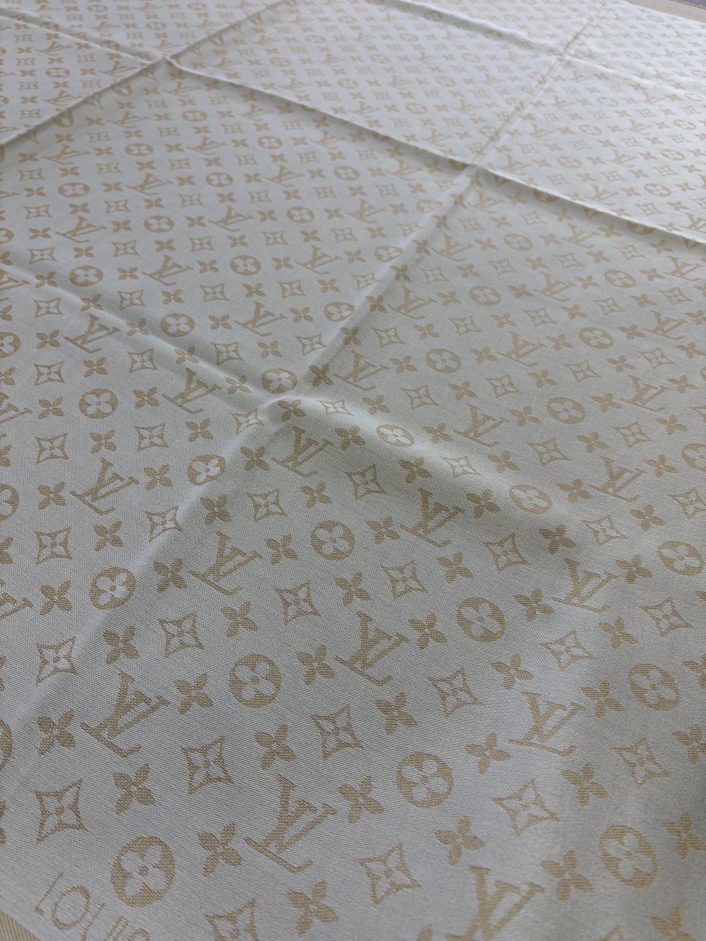 Louis Vuitton scialle Shine avorio / beige metallizzato