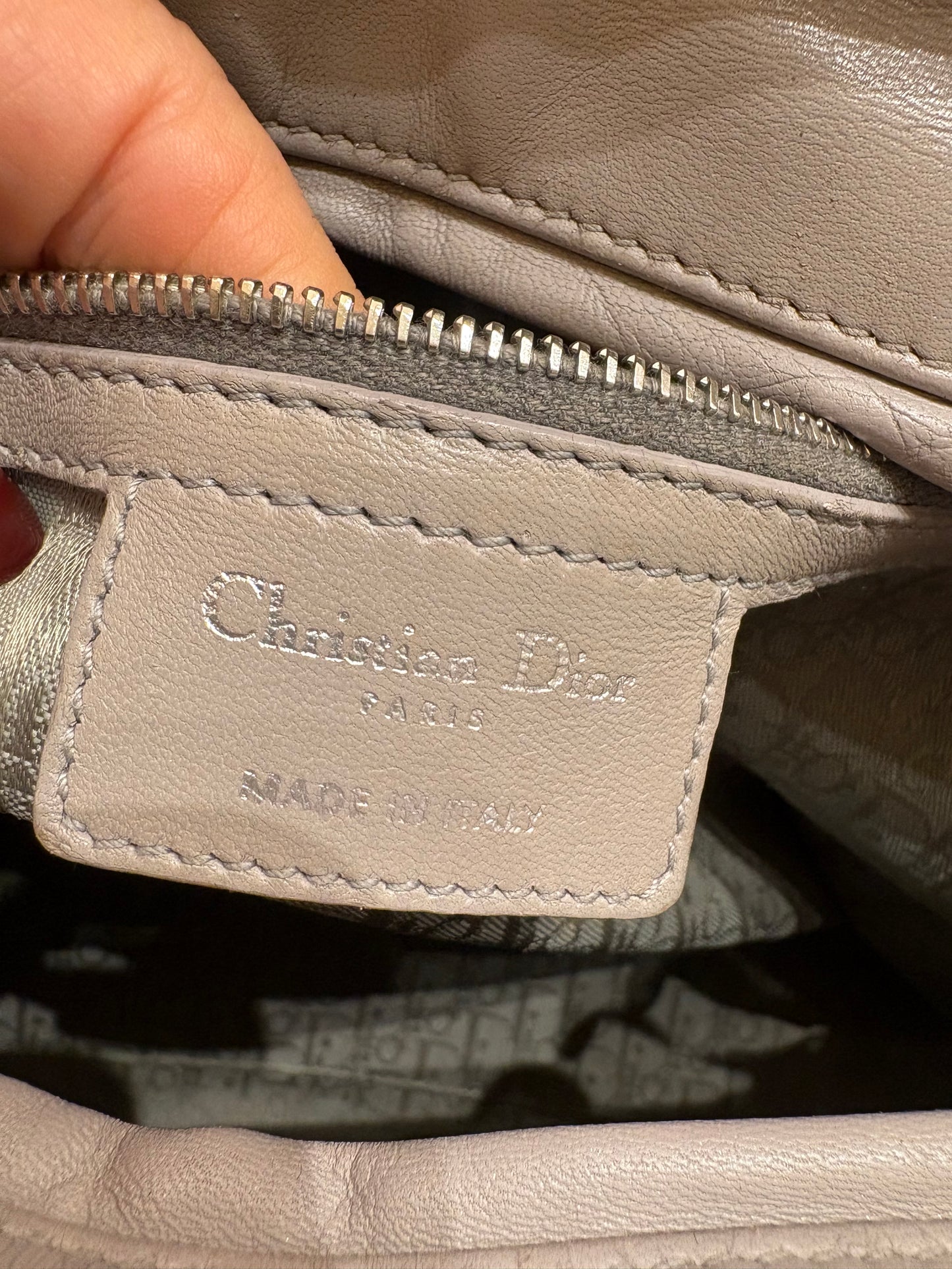 Lady Dior  cannage agnello grigio