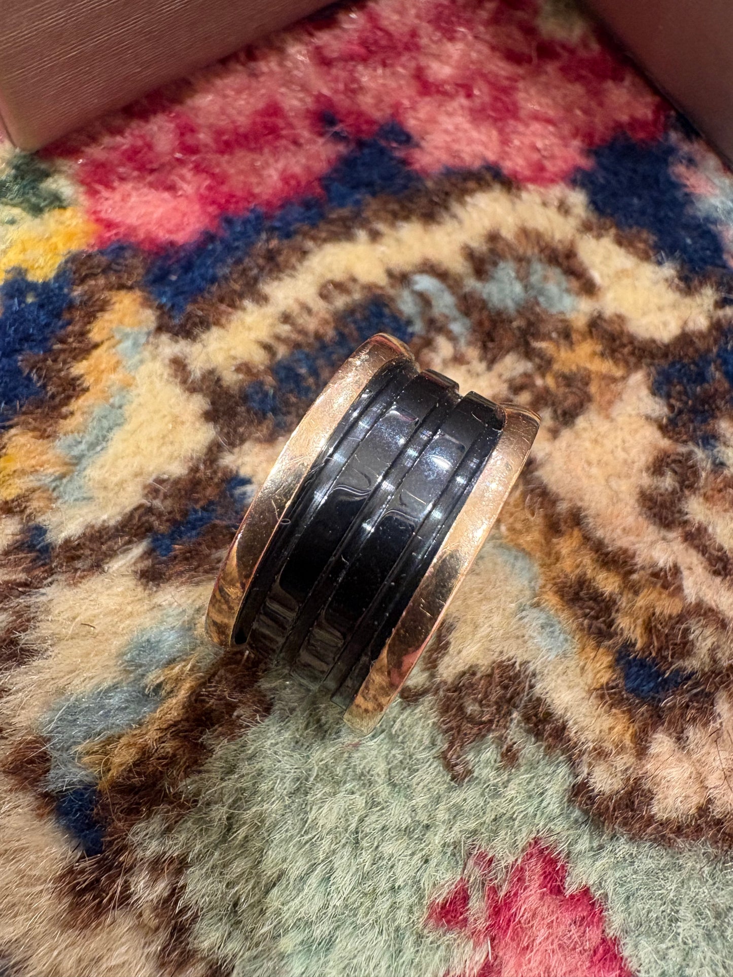 Bvlgari B.zero 1 anello in oro rosa e ceramica brown