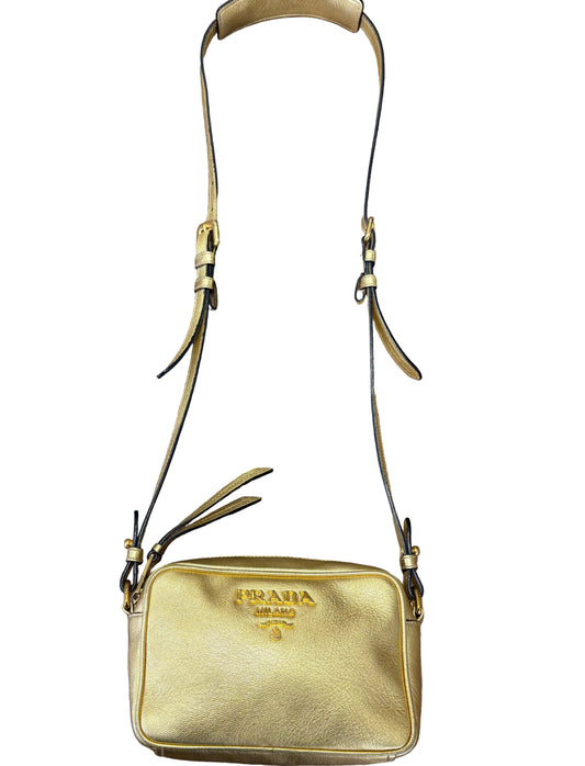 Prada City  camera bag in pelle metallizzata oro