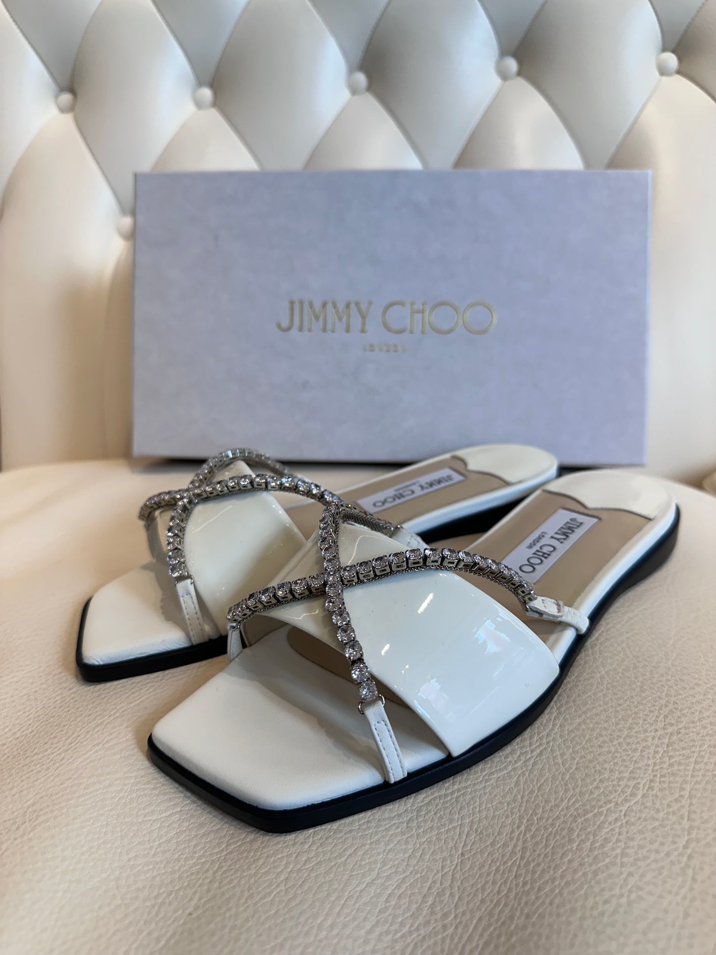 Jimmy Choo  Talika flat 37