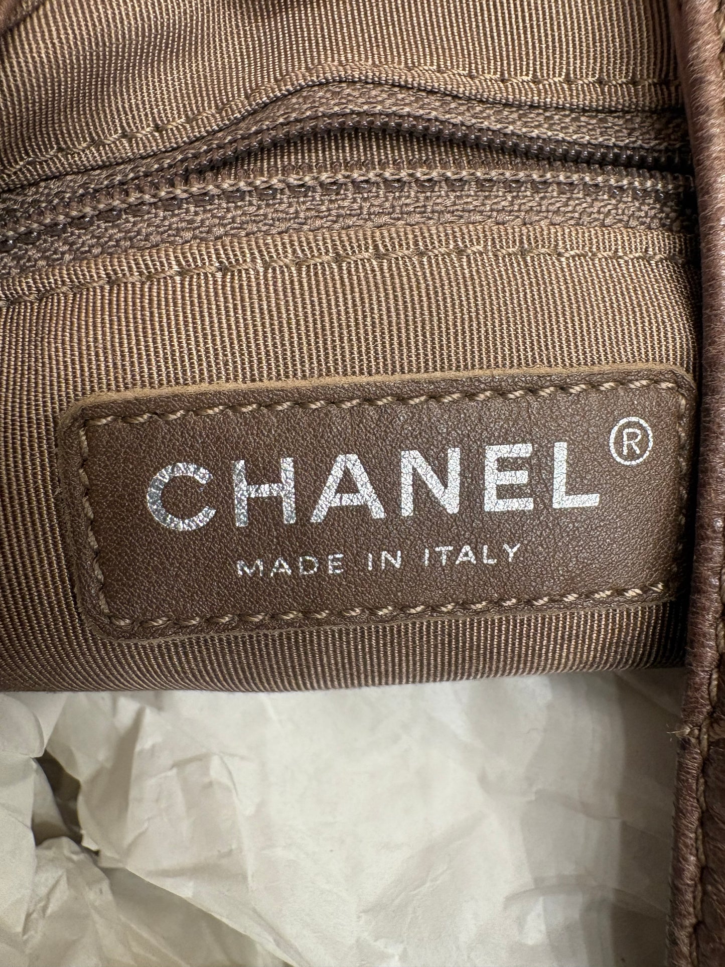 Chanel  Coco Supple Hobo in pelle di vitello invecchiata trapuntata