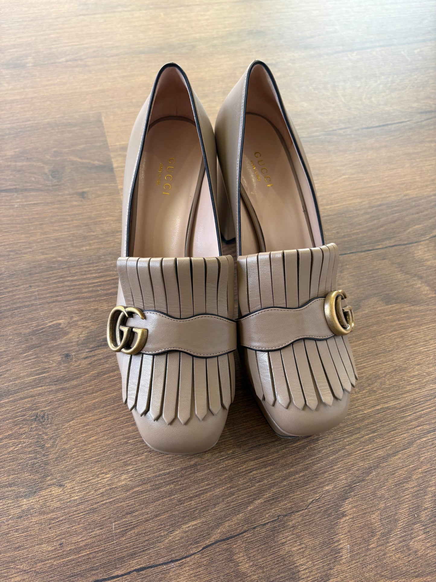 Gucci Marmont mocassini con nappine