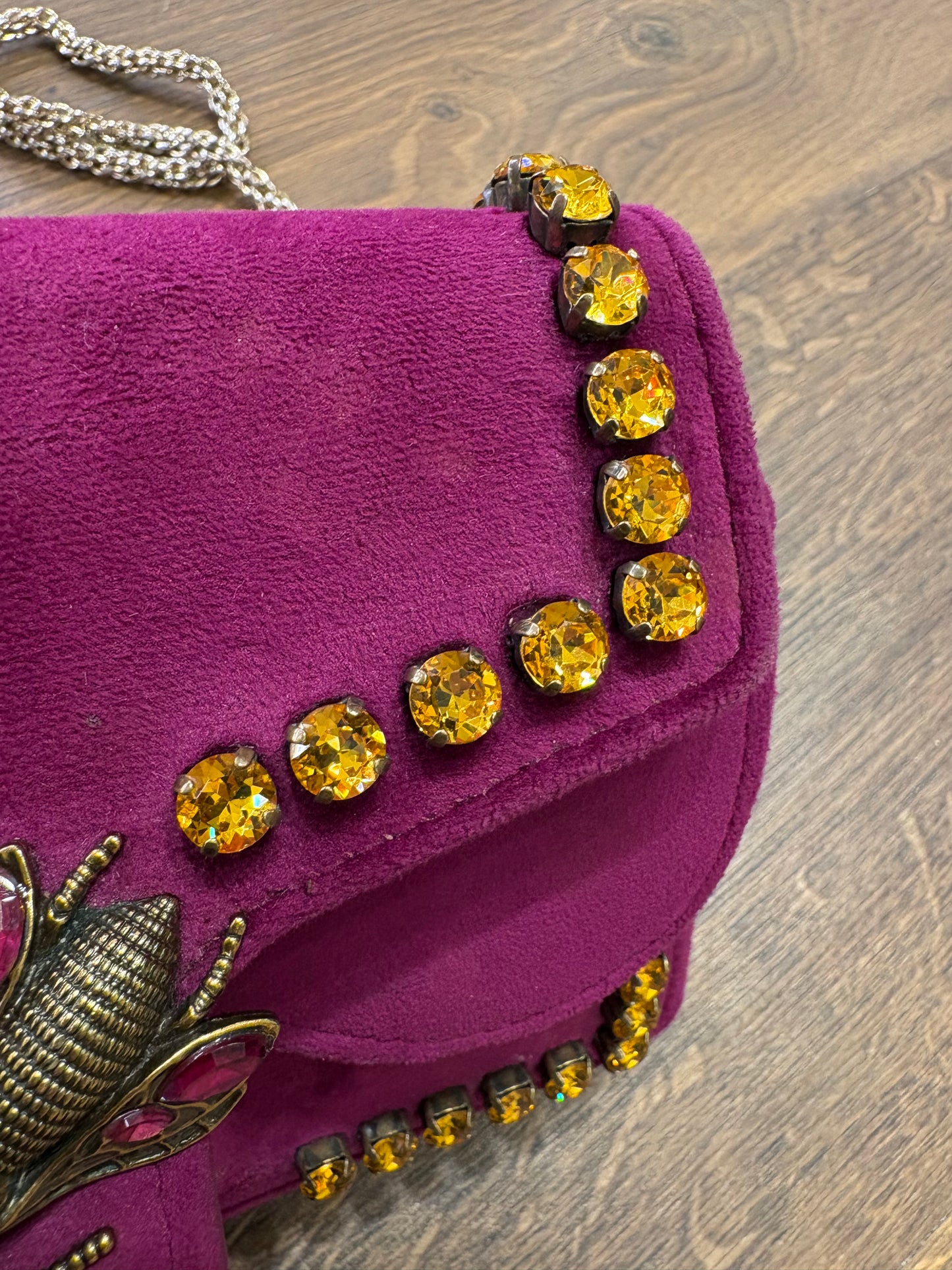 Gucci Dionysus Mini Bee Embroidered con ape e cristalli edizione limitata