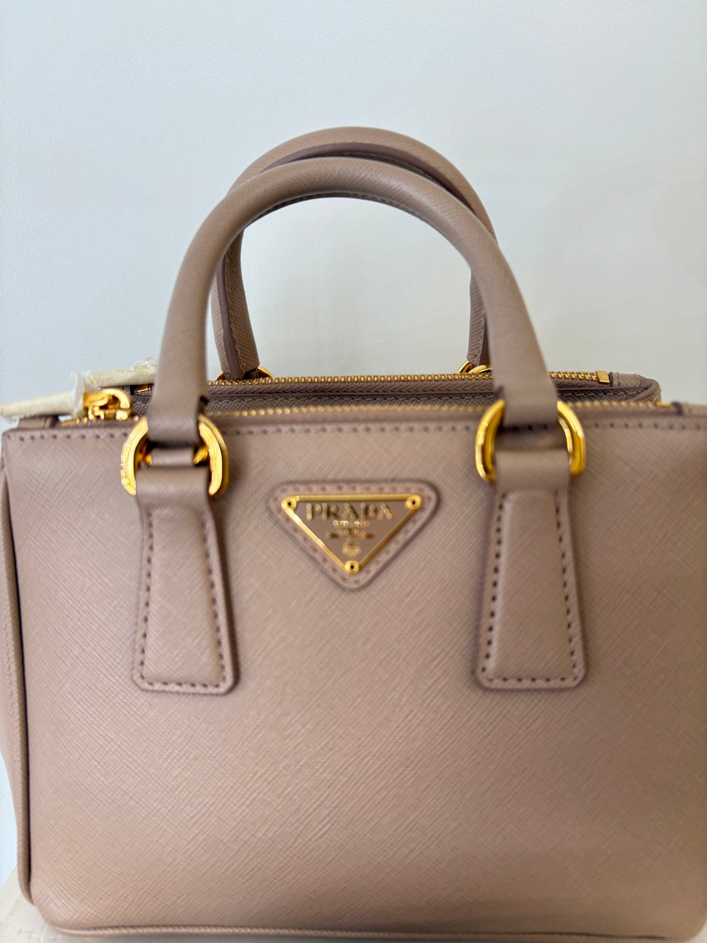 Prada mini galleria pelle  saffiano cipria nuova