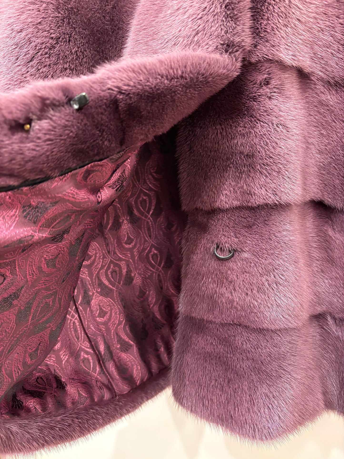 Visone femmina viola S