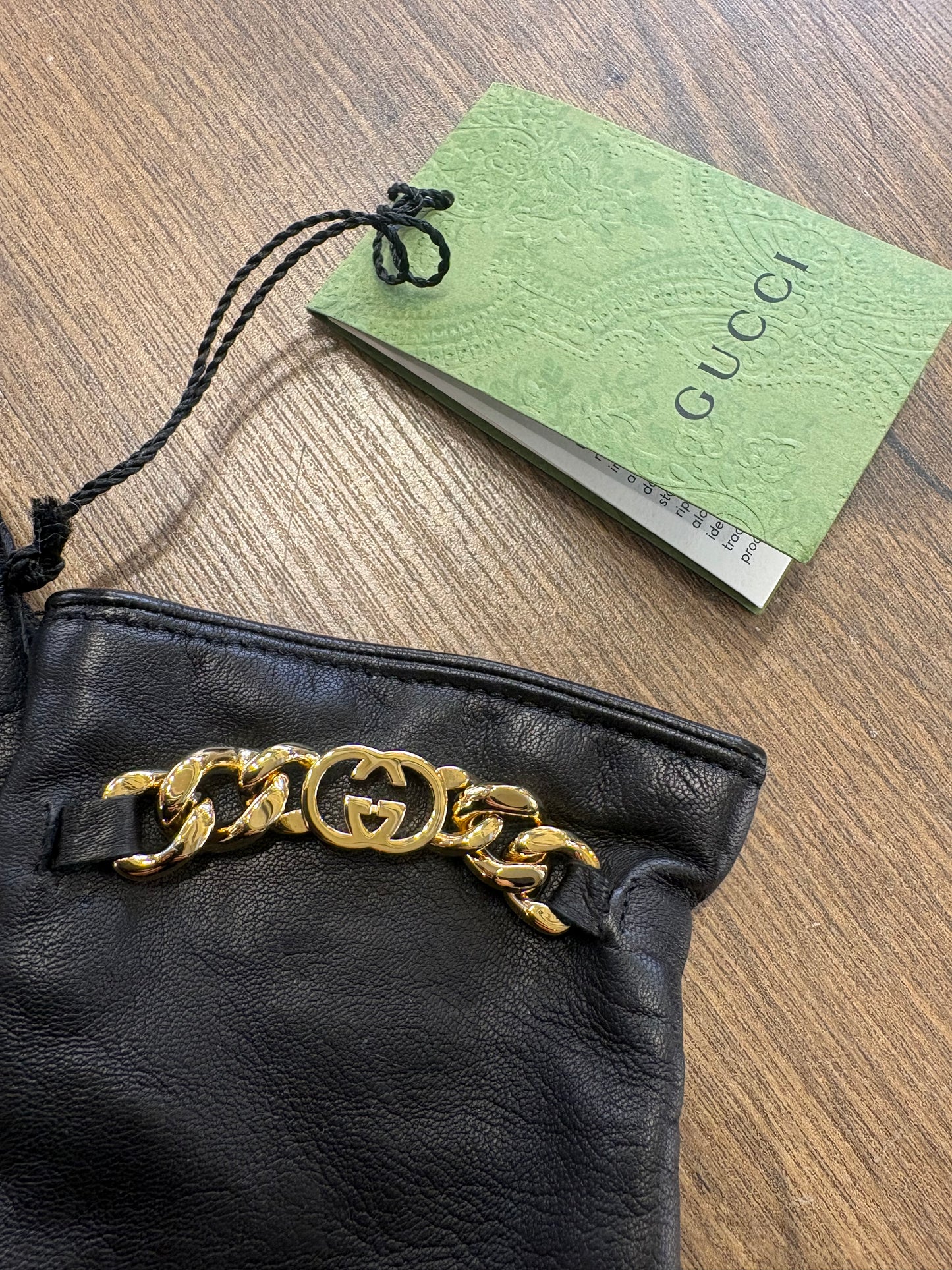 Gucci guanti in pelle di agnello e cashmere morsetto dorato