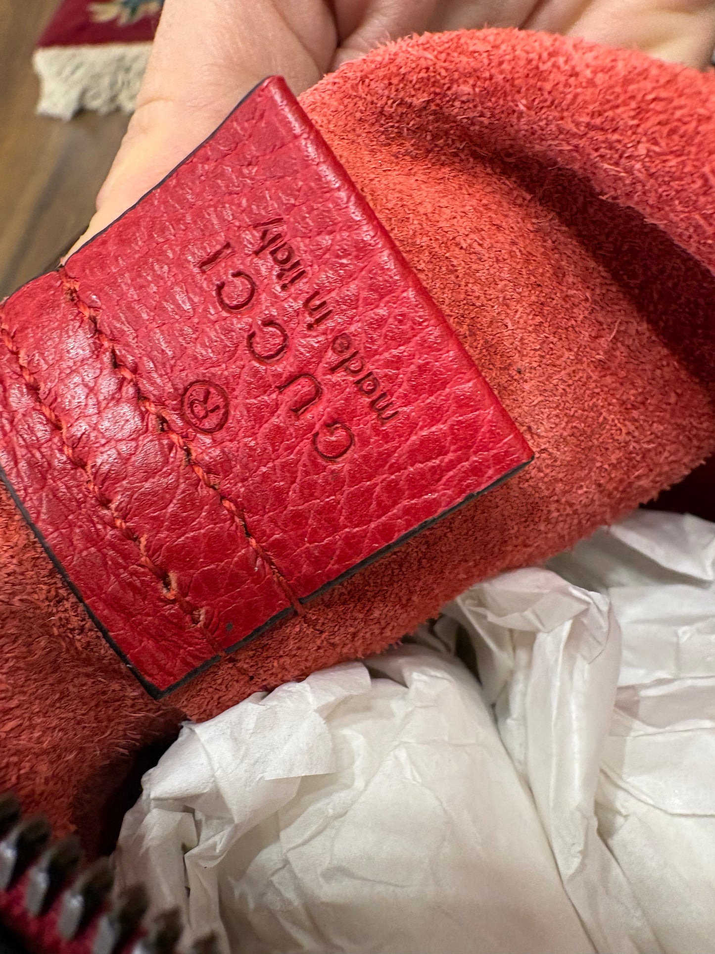 Gucci pochette in pelle con logo stampato
