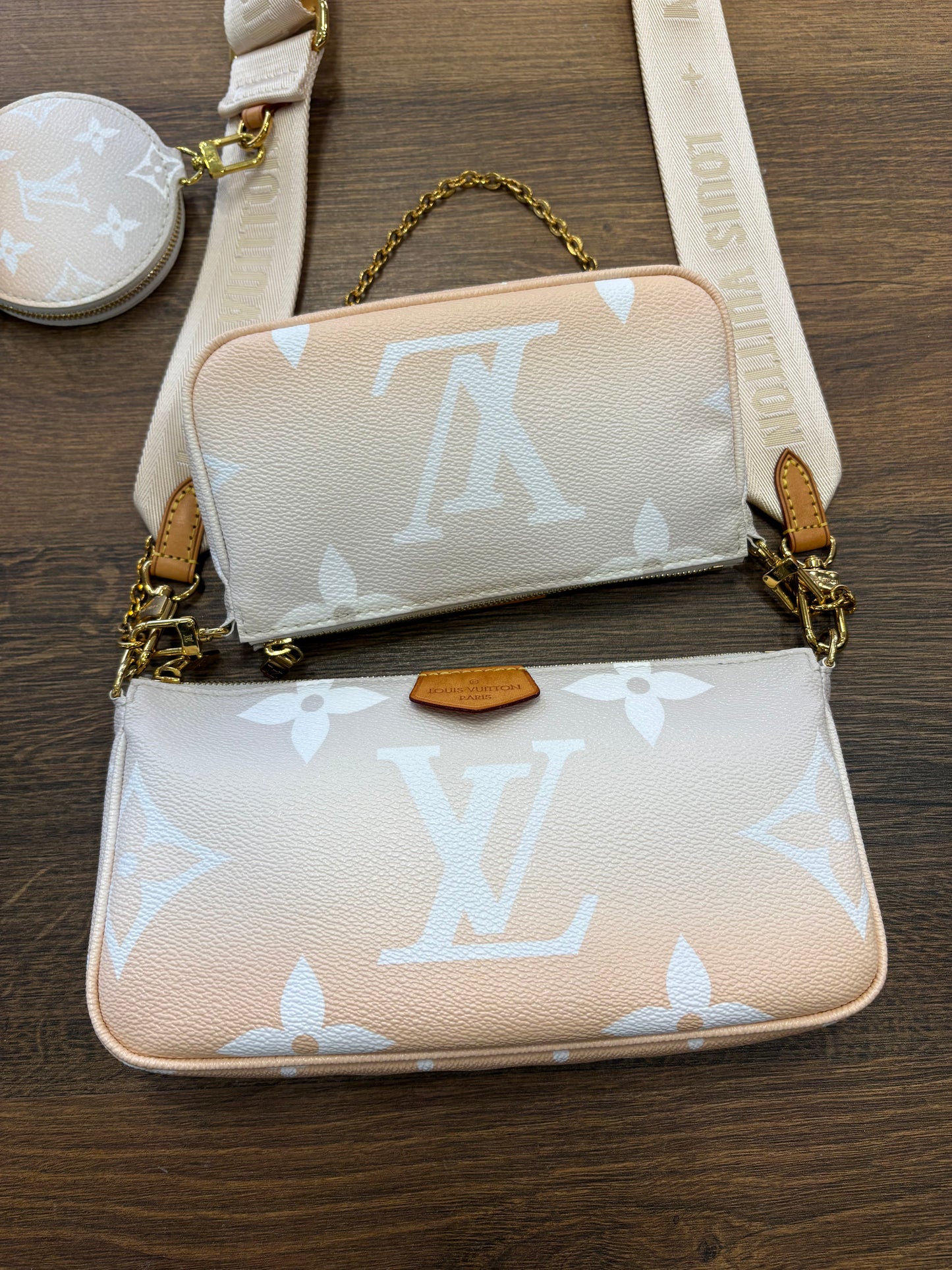 Louis Vuitton Multi Pocket Accessoires Lim . Edition