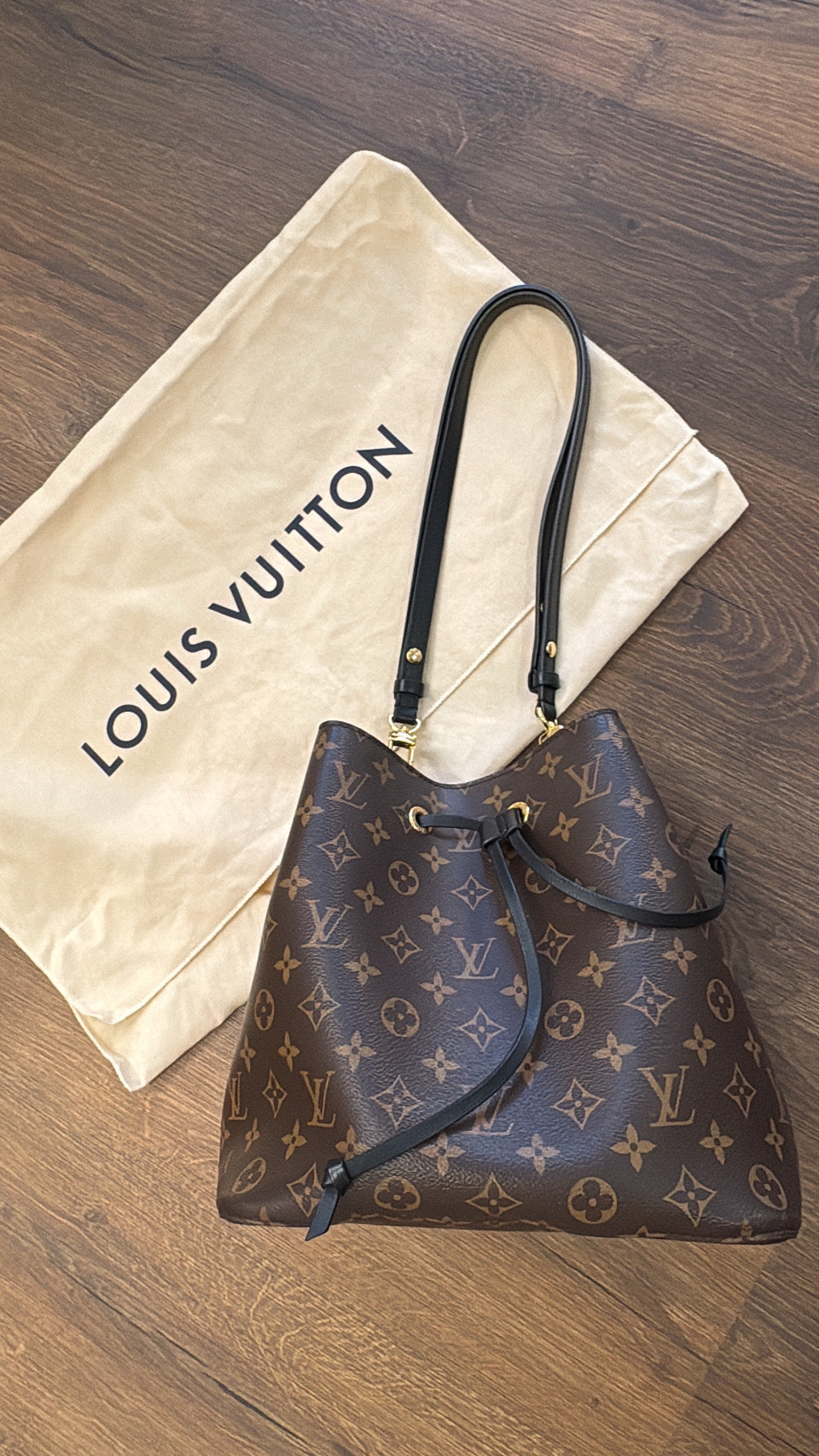 Louis Vuitton borsa NéoNoé MM