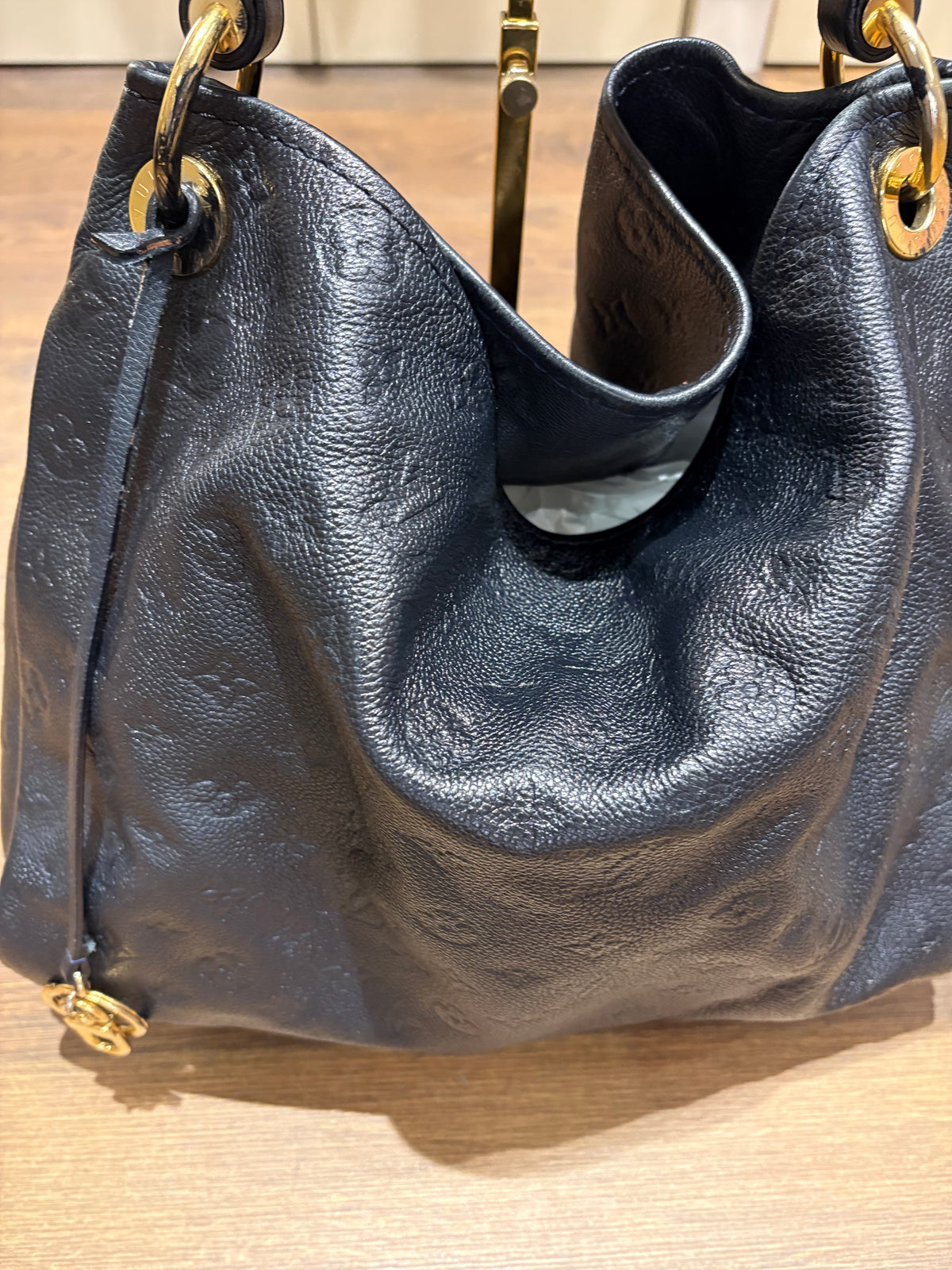 Louis Vuitton Artsy gm in pelle blu notte/midnight blue