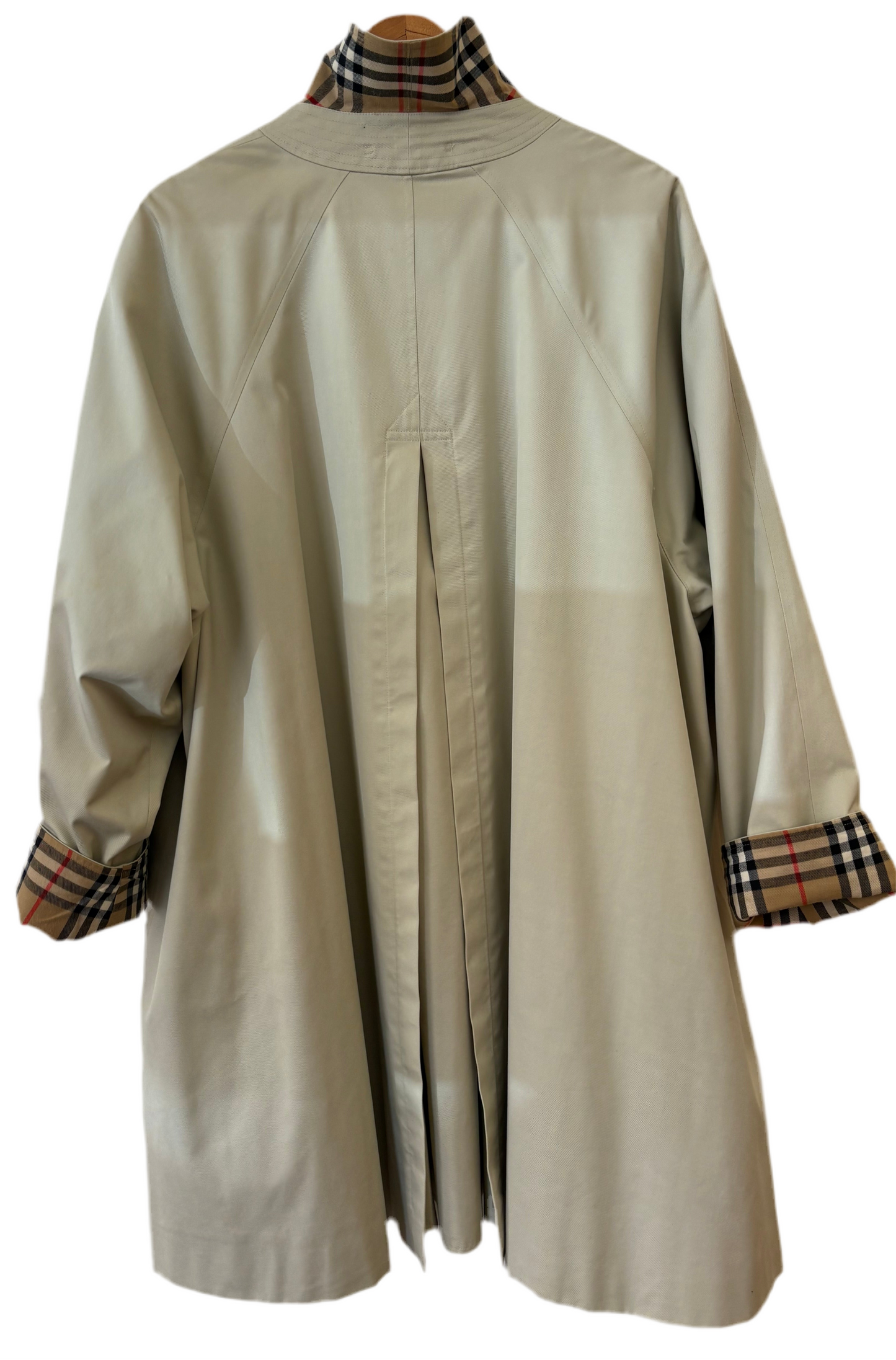 Burberrys’ trench sfoderato beige
