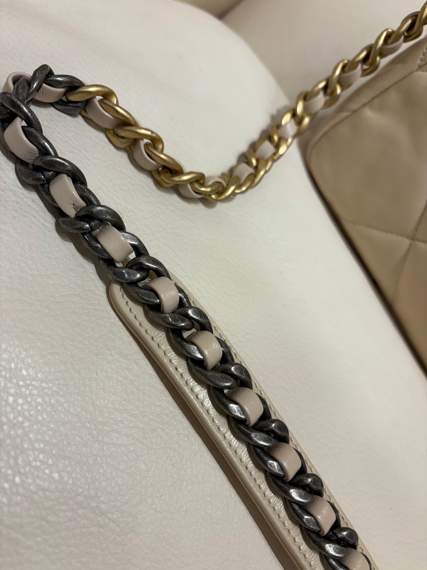 Chanel borsa  C19 small agnello