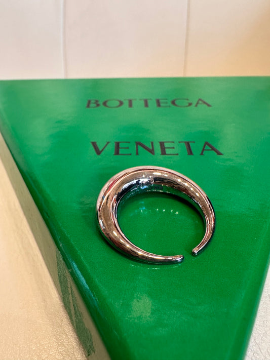 Bottega Veneta anello Sardine in argento