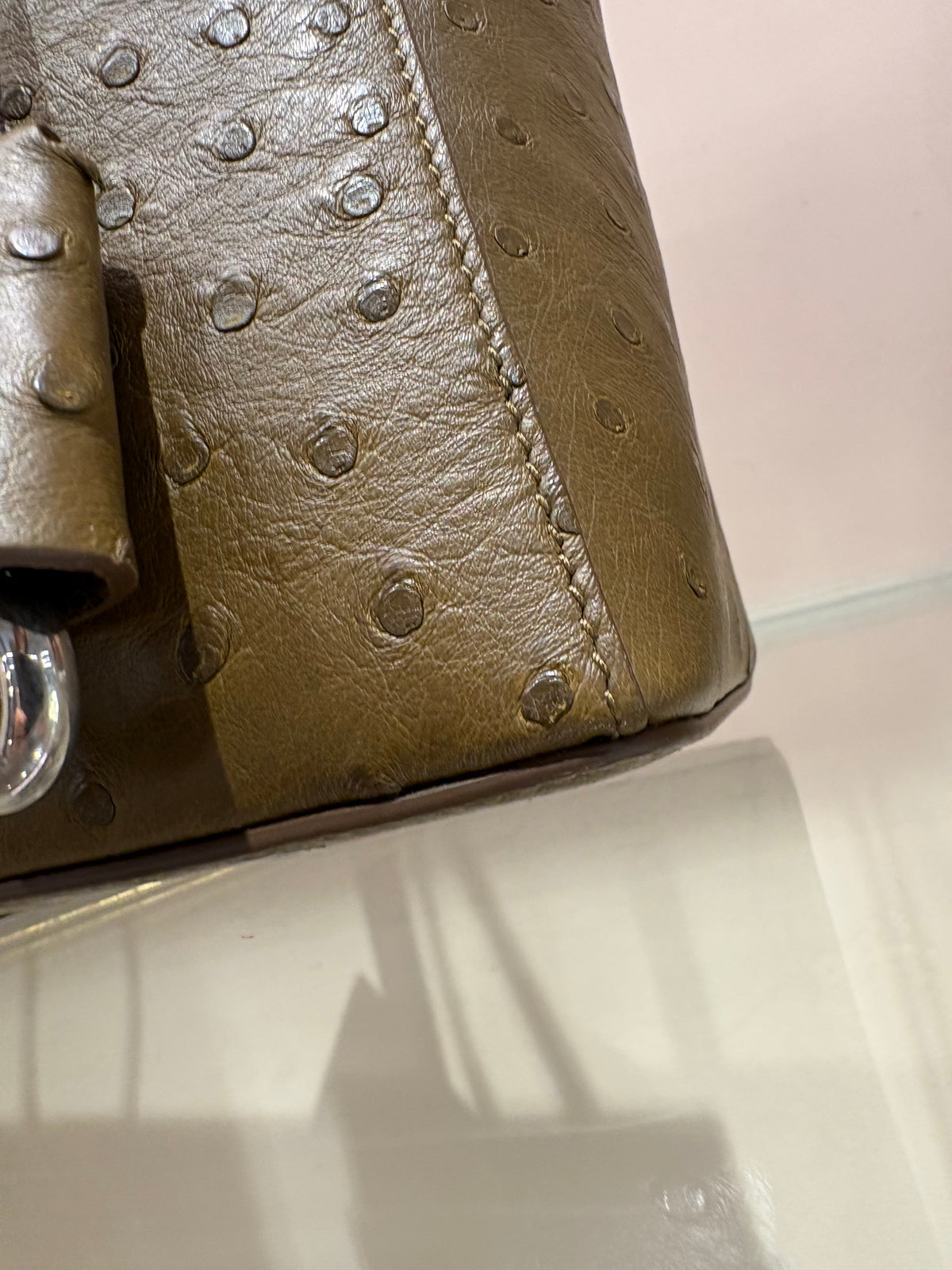 Loro Piana Extra Bag L27 in Pelle di Struzzo. Nuova