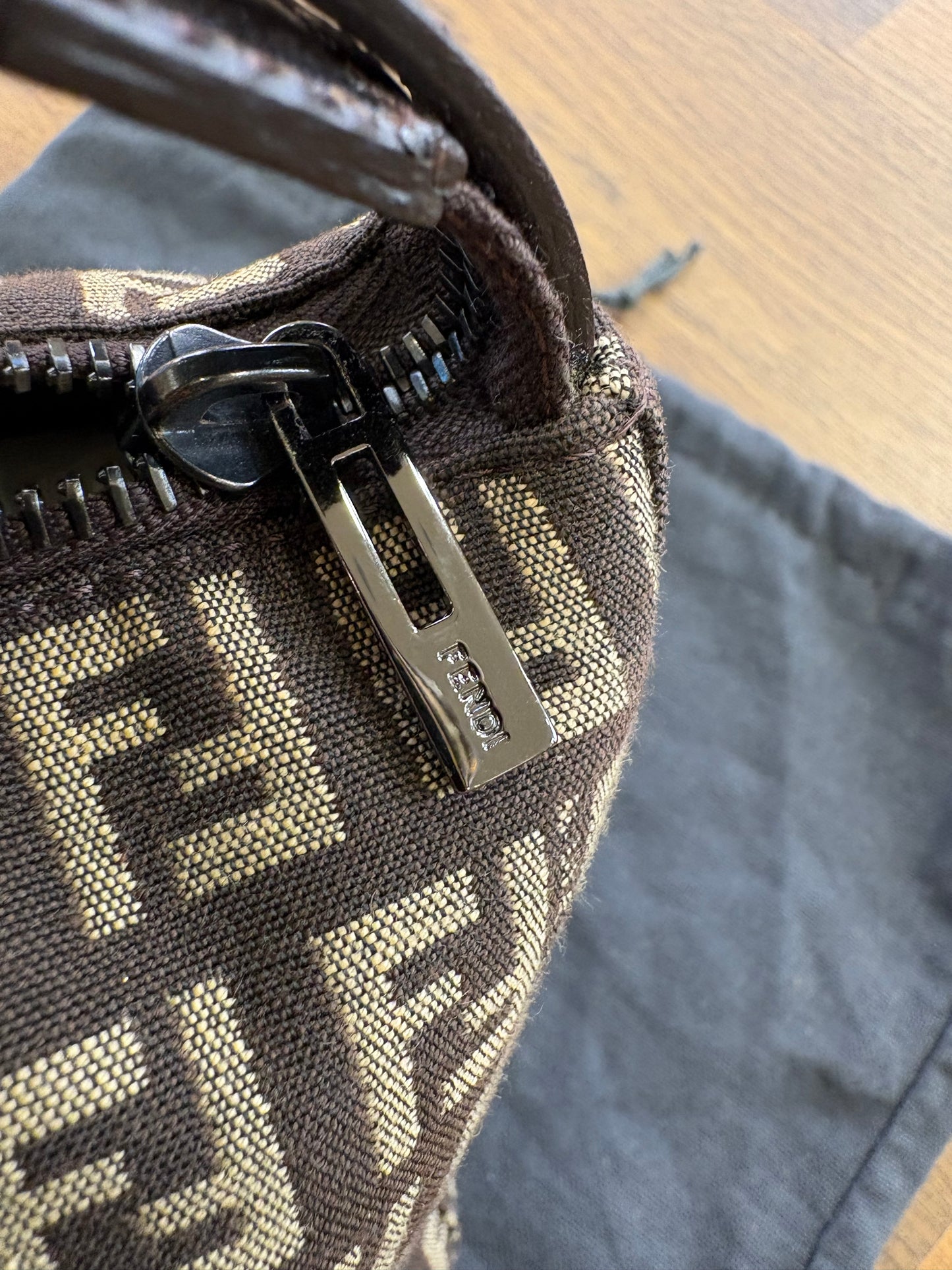 Fendi Zucchino Canvas Pochette vintage manico in pelle
