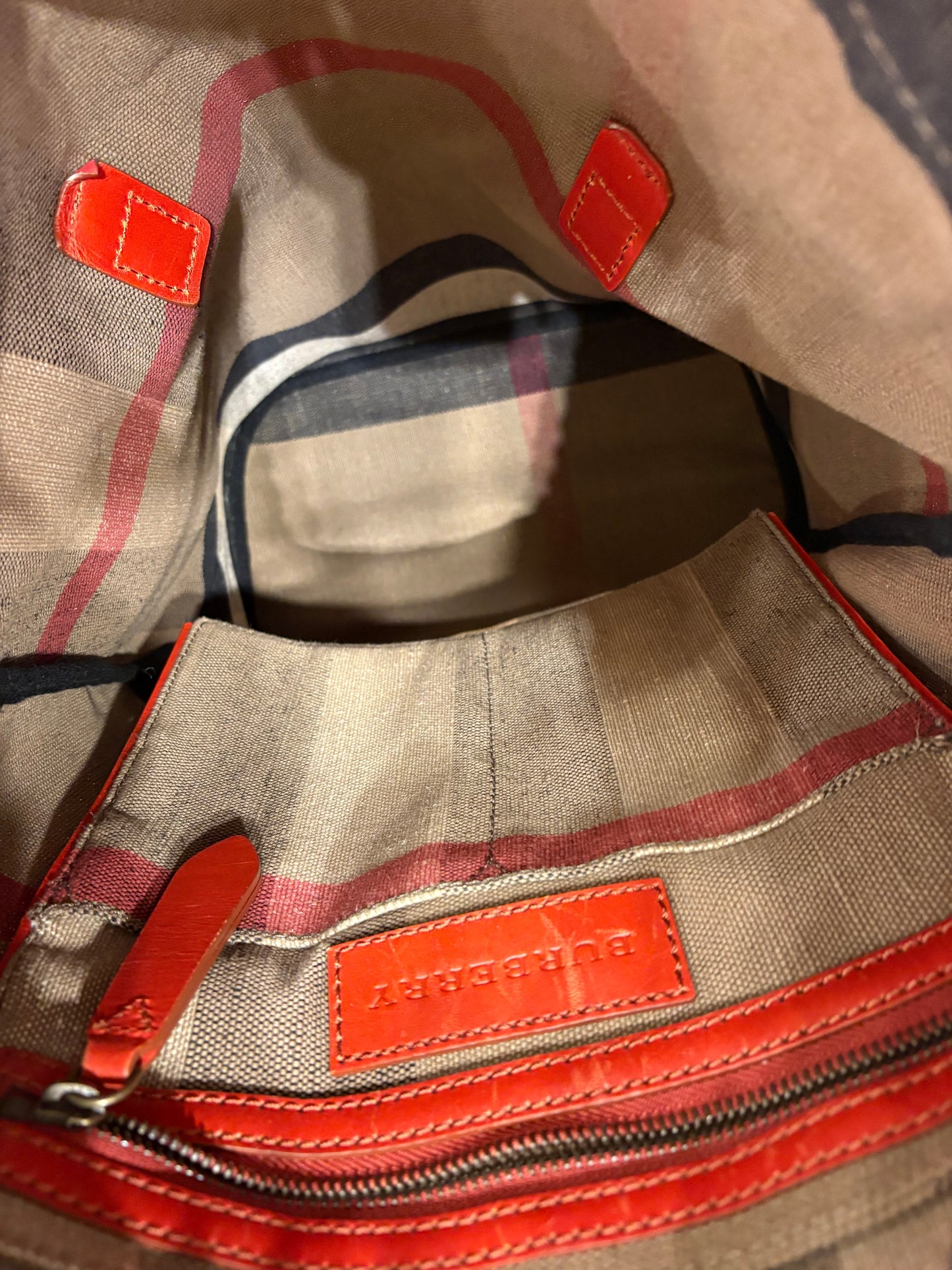 Burberry zaino tela check e pelle rossa