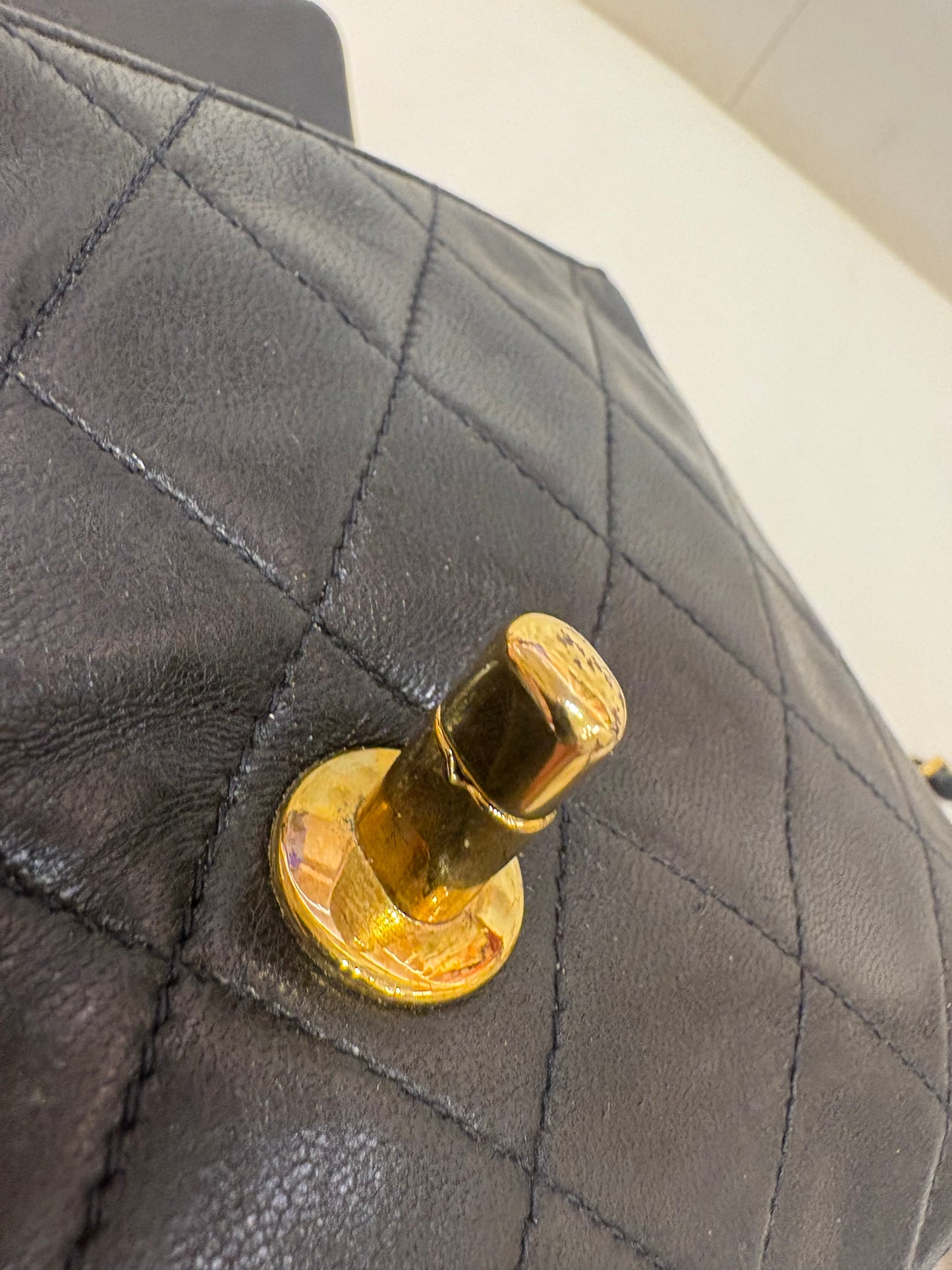 Chanel mini bag in pelle matelasse ‘ nero