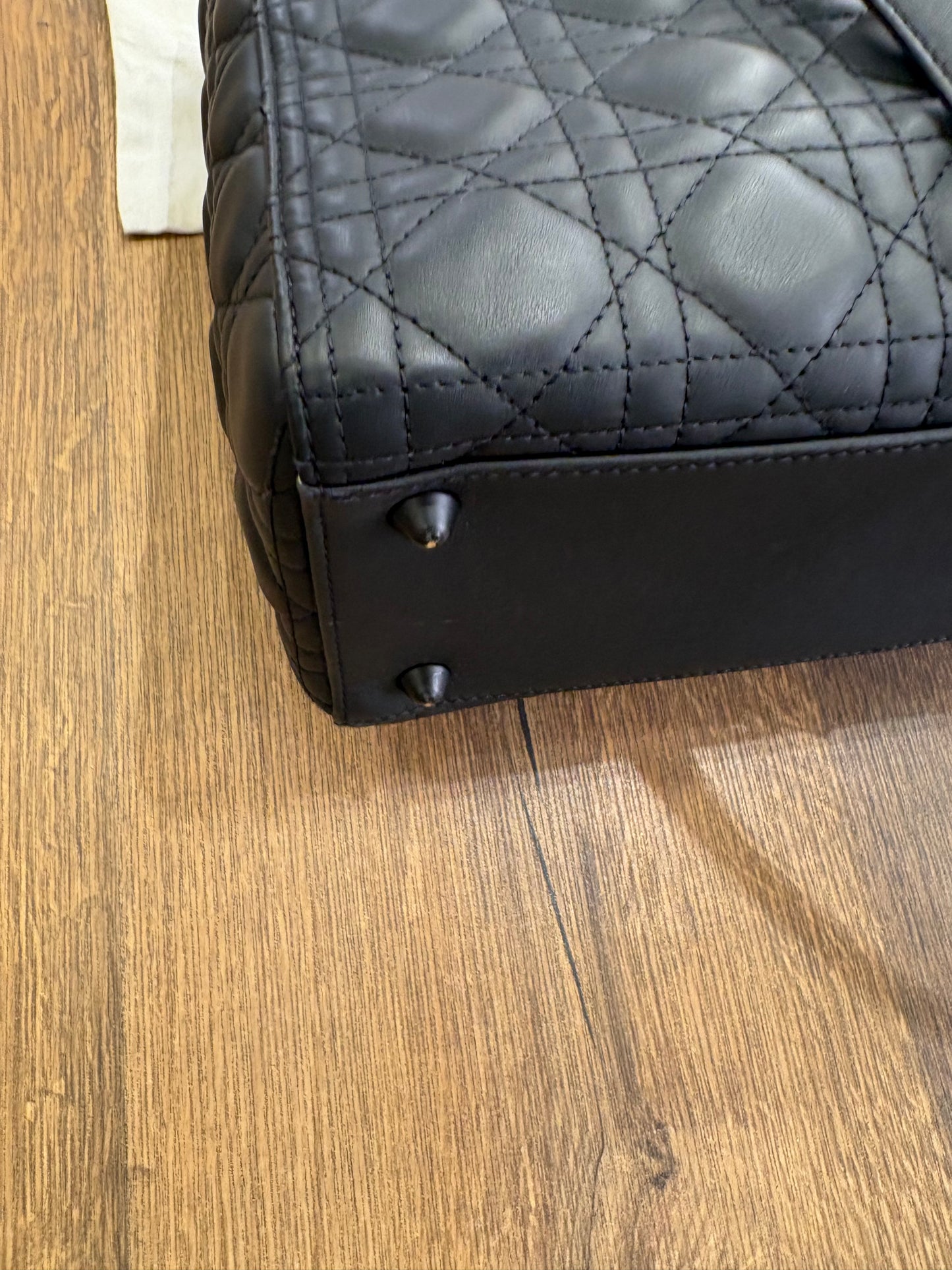 Lady Dior large in pelle ultra opaca cannage nero
