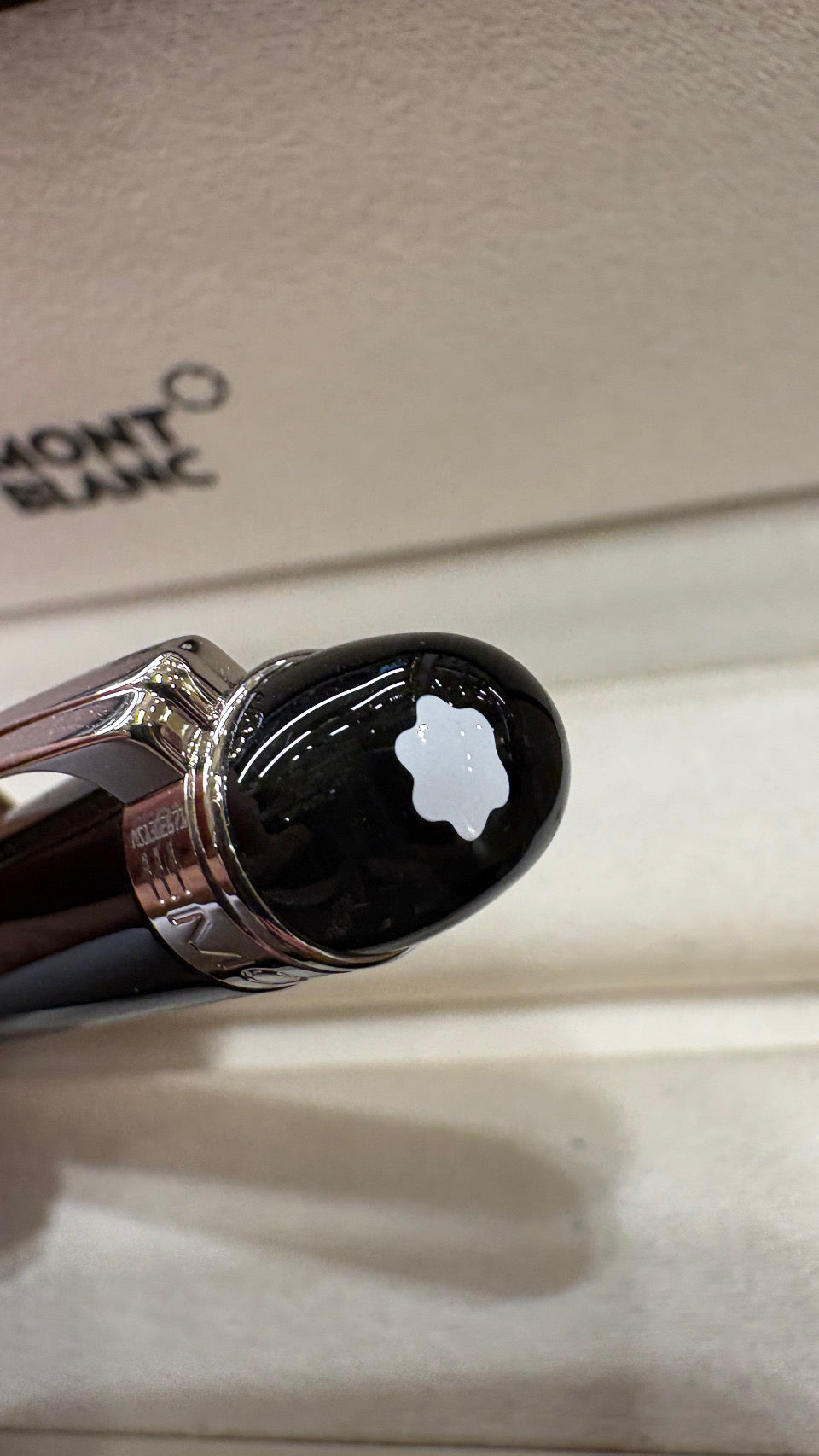 Montblanc penna sfera Starwalker Precious Resin