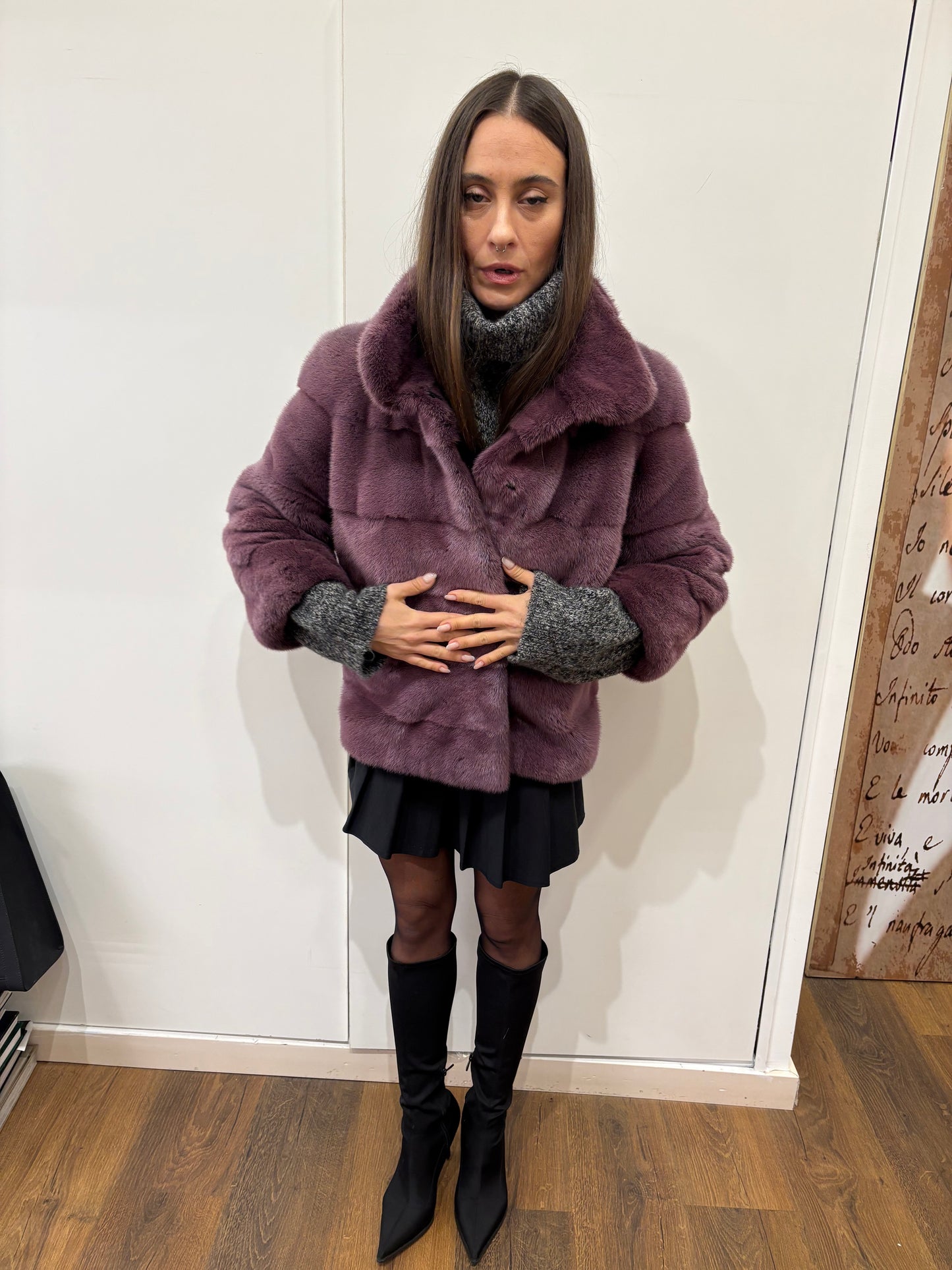 Visone femmina viola delicato 42