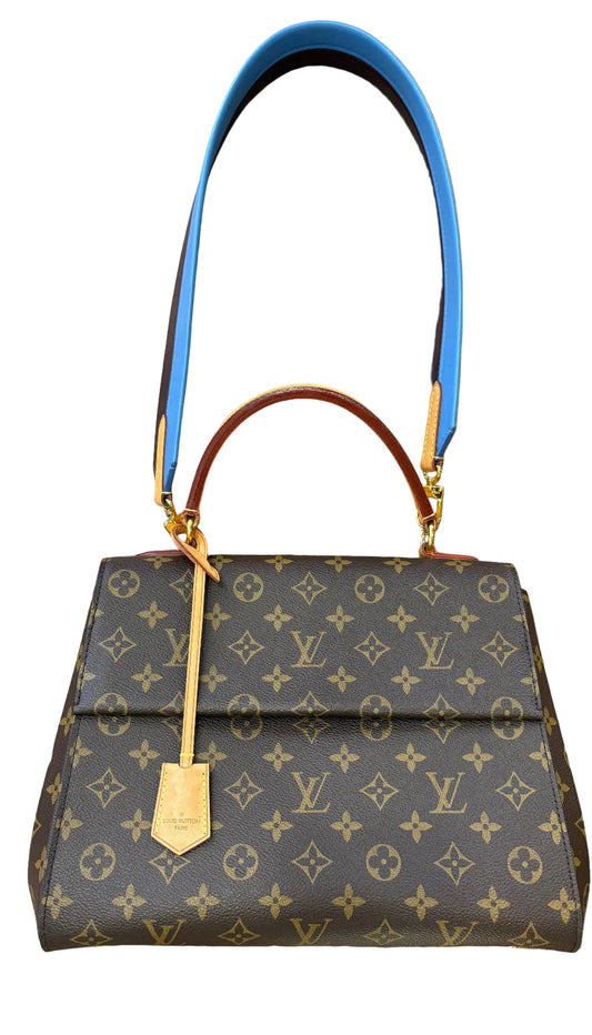 Louis Vuitton Cluny MM Monogram con Tracolla Bicolore