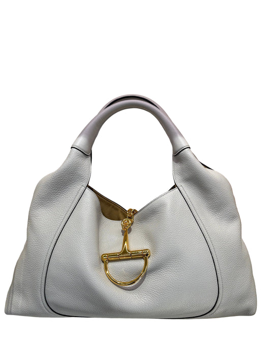 Gucci Borsa Hobo Softbit large in pelle martellata grigio chiaro. Nuovo