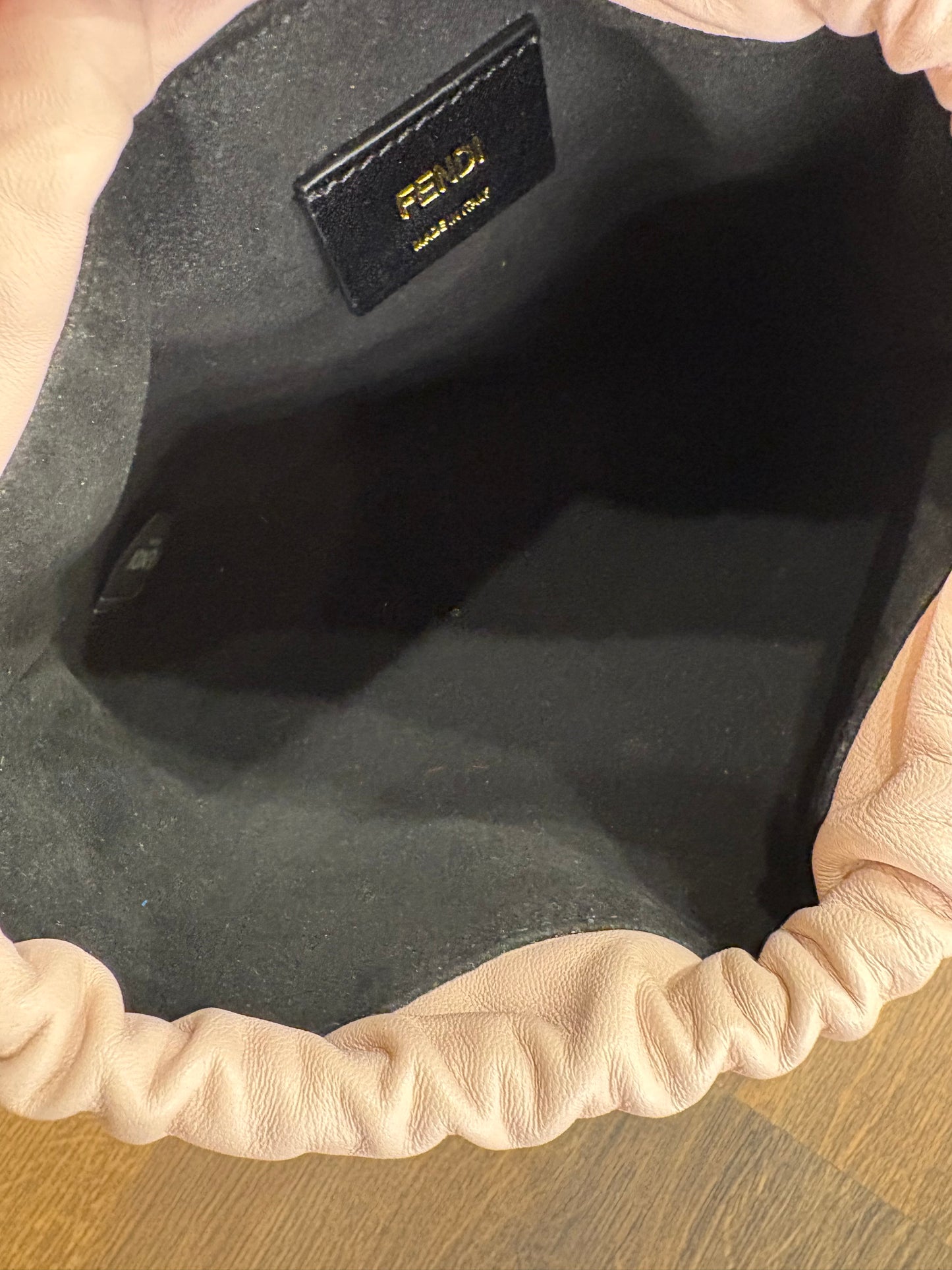 Fendi Slim Clutch Borsa a Spalla in Pelle Rosa